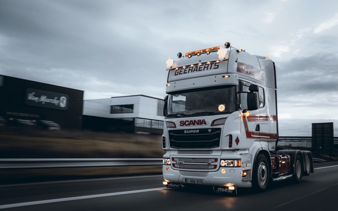 Dodatkowe oświetlenie ciężarówki