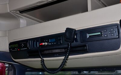 Jak zmienić czas w tachografie cyfrowym i analogowym?