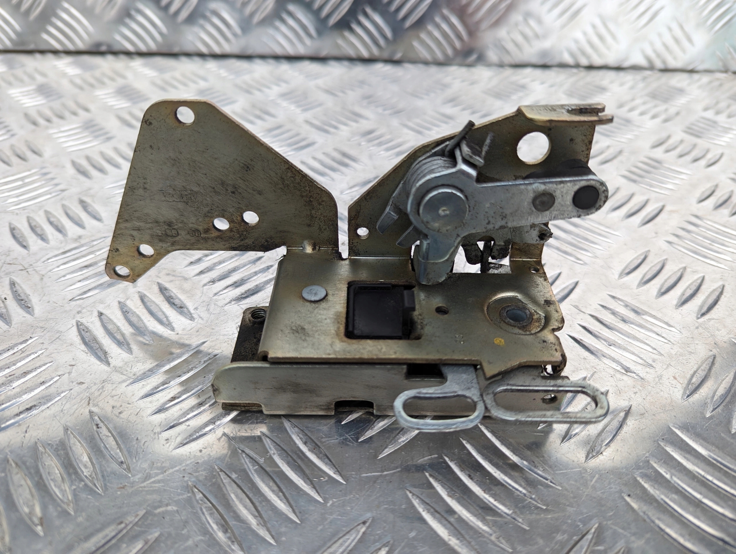 ZAMEK DRZWI LEWY SCANIA R - obrazek 3