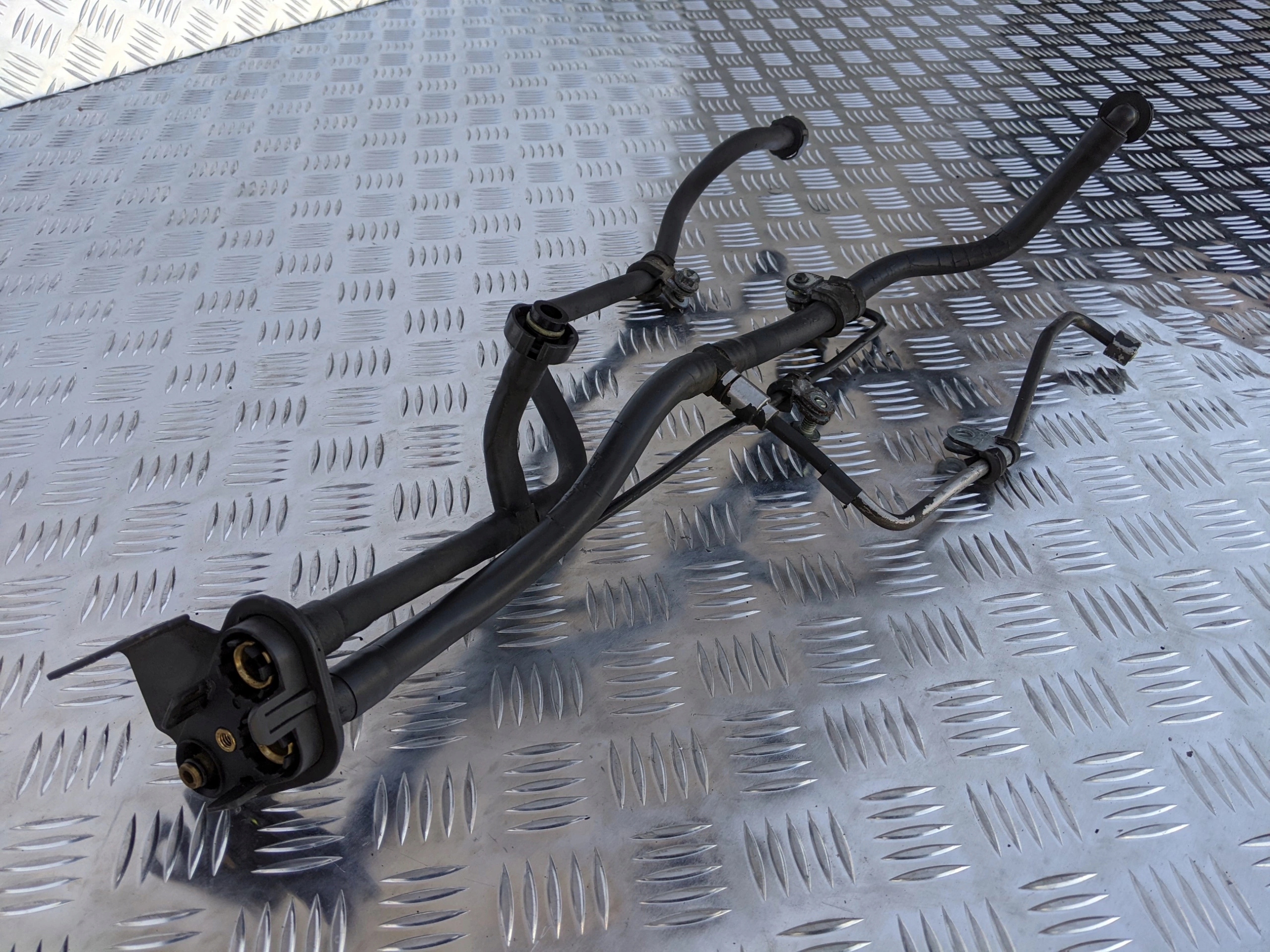 ZESPÓŁ PRZEWODÓW FILTRA PALIWA DAF - obrazek 2