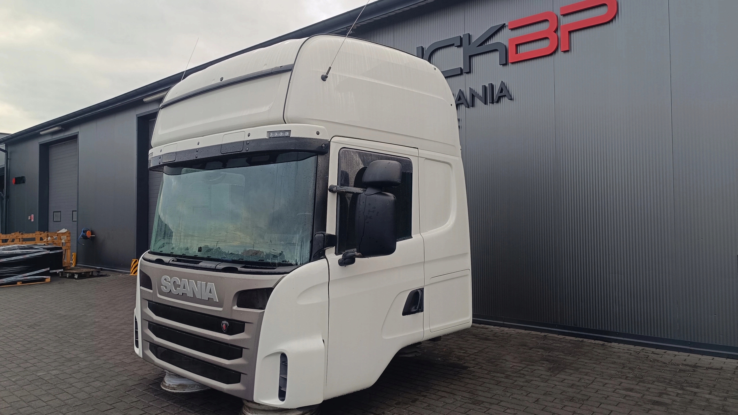 KABINA SCANIA TOPLINE R420 HPI - obrazek 7