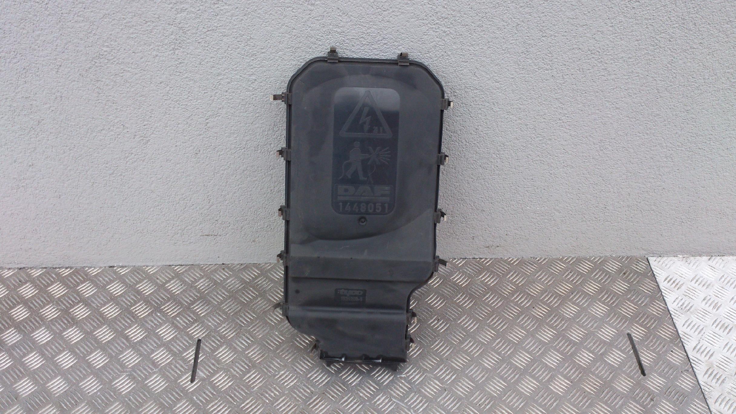 OBUDOWA OSŁONA PRZEWODÓW DAF XF 105 - obrazek 3