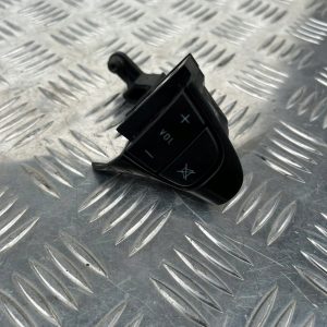 PRZYCISK PRZEŁĄCZNIK KIEROWNICY SCANIA R