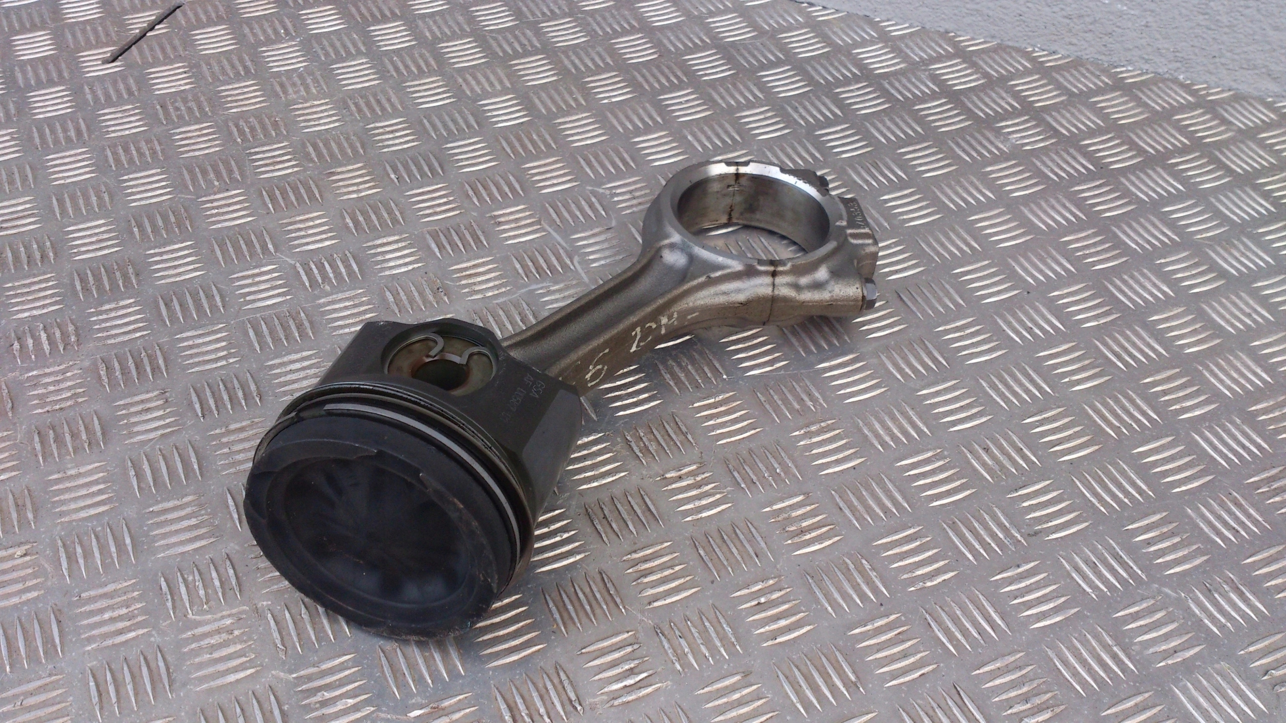 KORBOWÓD Z TŁOKIEM DAF XF 106 - obrazek 4