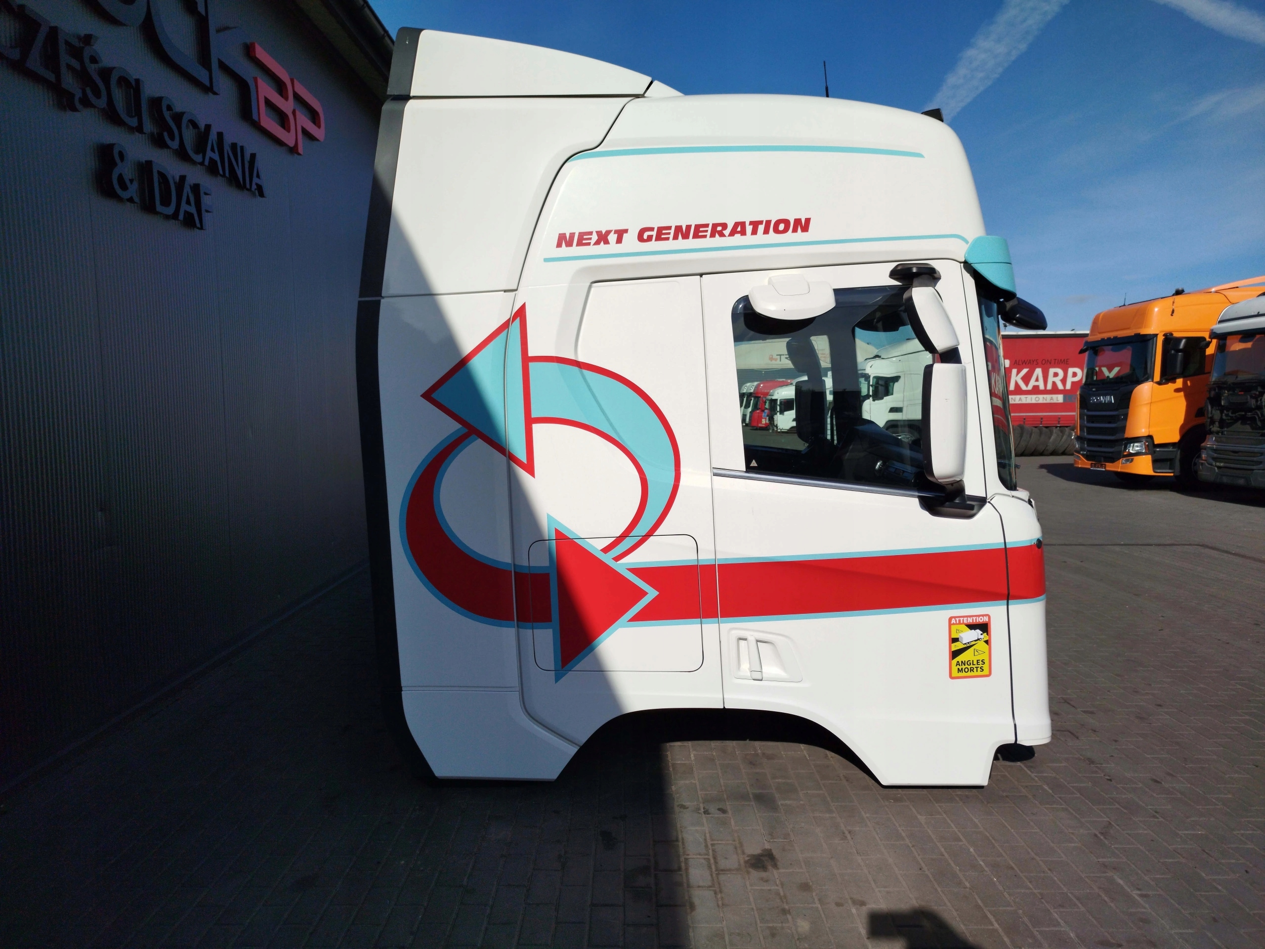 KABINA SCANIA R NTG - obrazek 3