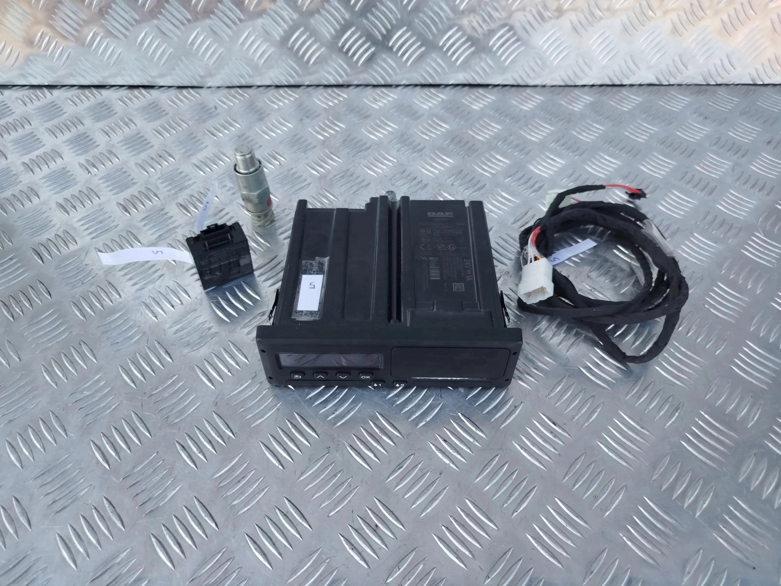 TACHOGRAF DAF KOMPLETNY NOWY TYP