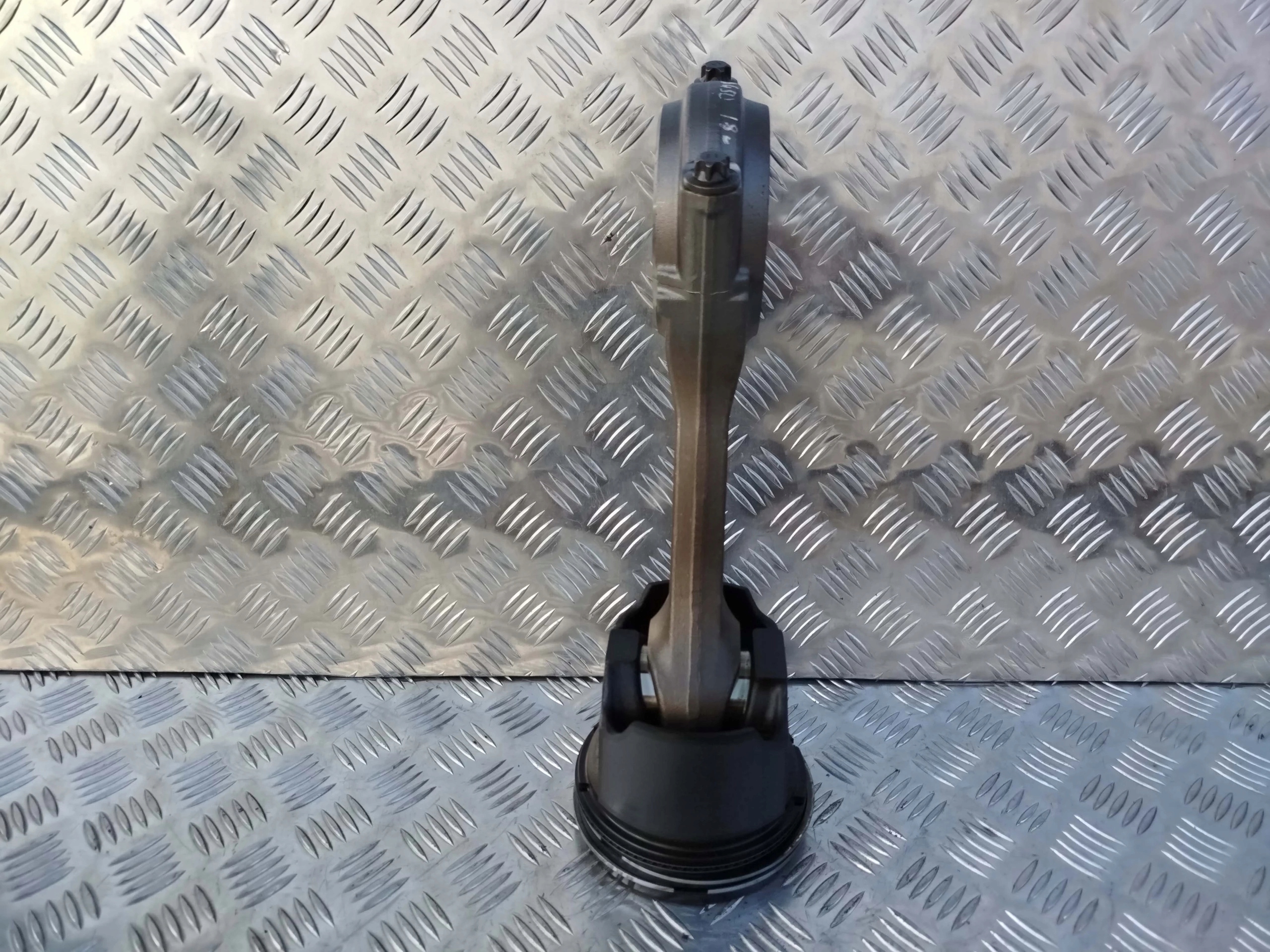 TŁOK Z KORBOWODEM SCANIA NTG - obrazek 2