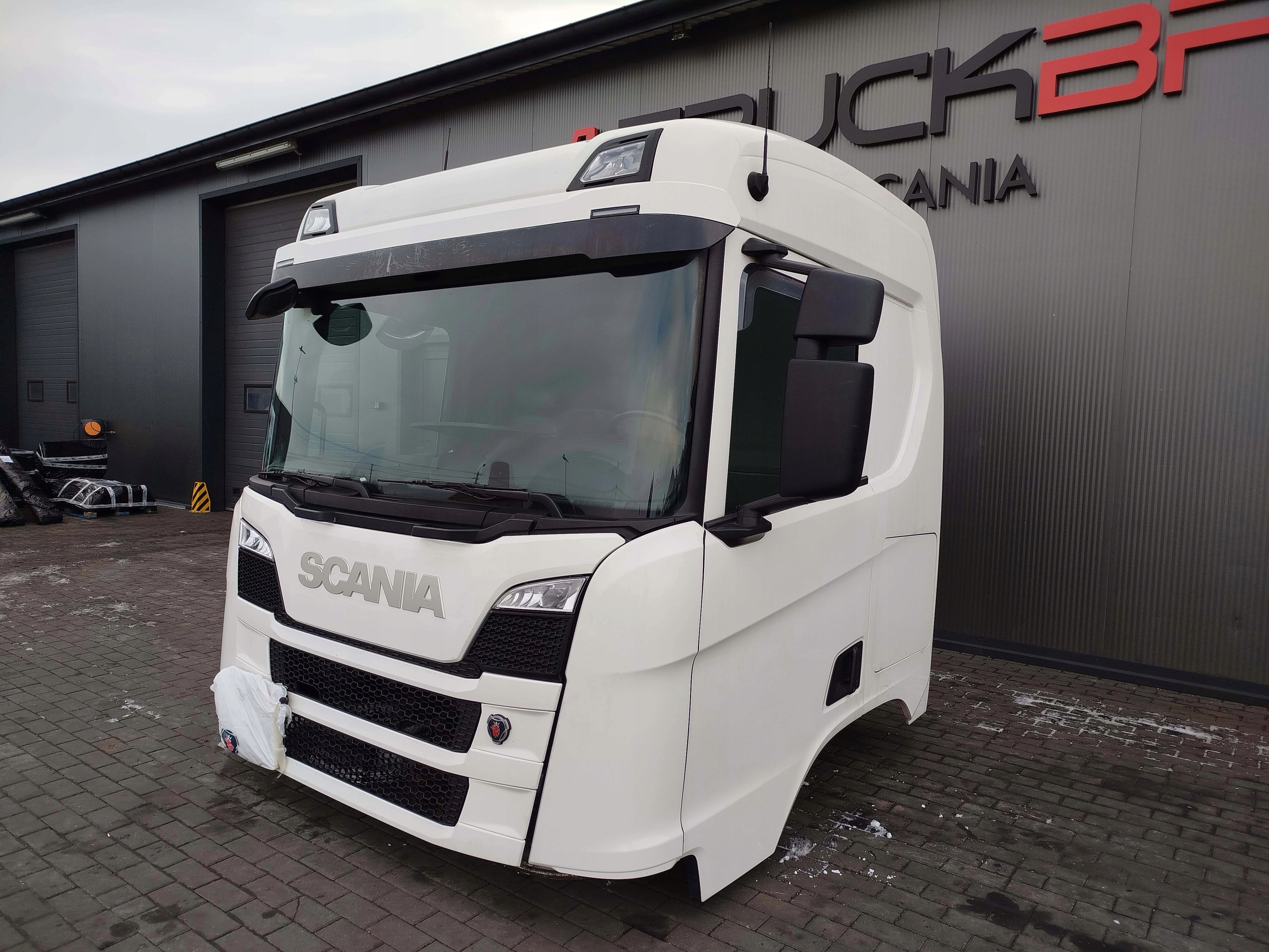 KABINA SCANIA R NTG NISKI DACH - obrazek 7