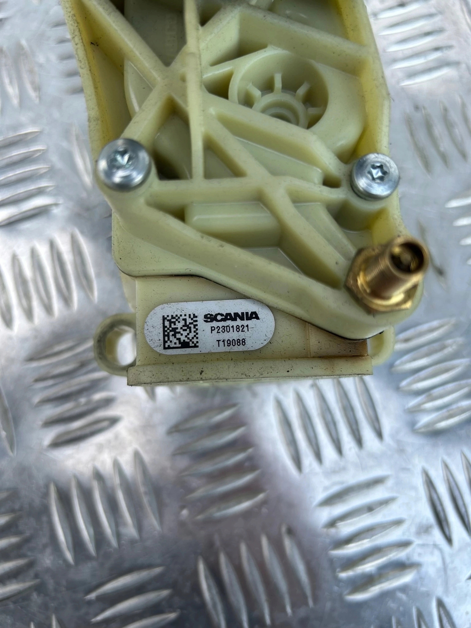 MANETKA GAŁKA HAMULCA RĘCZNEGO SCANIA NTG - obrazek 4