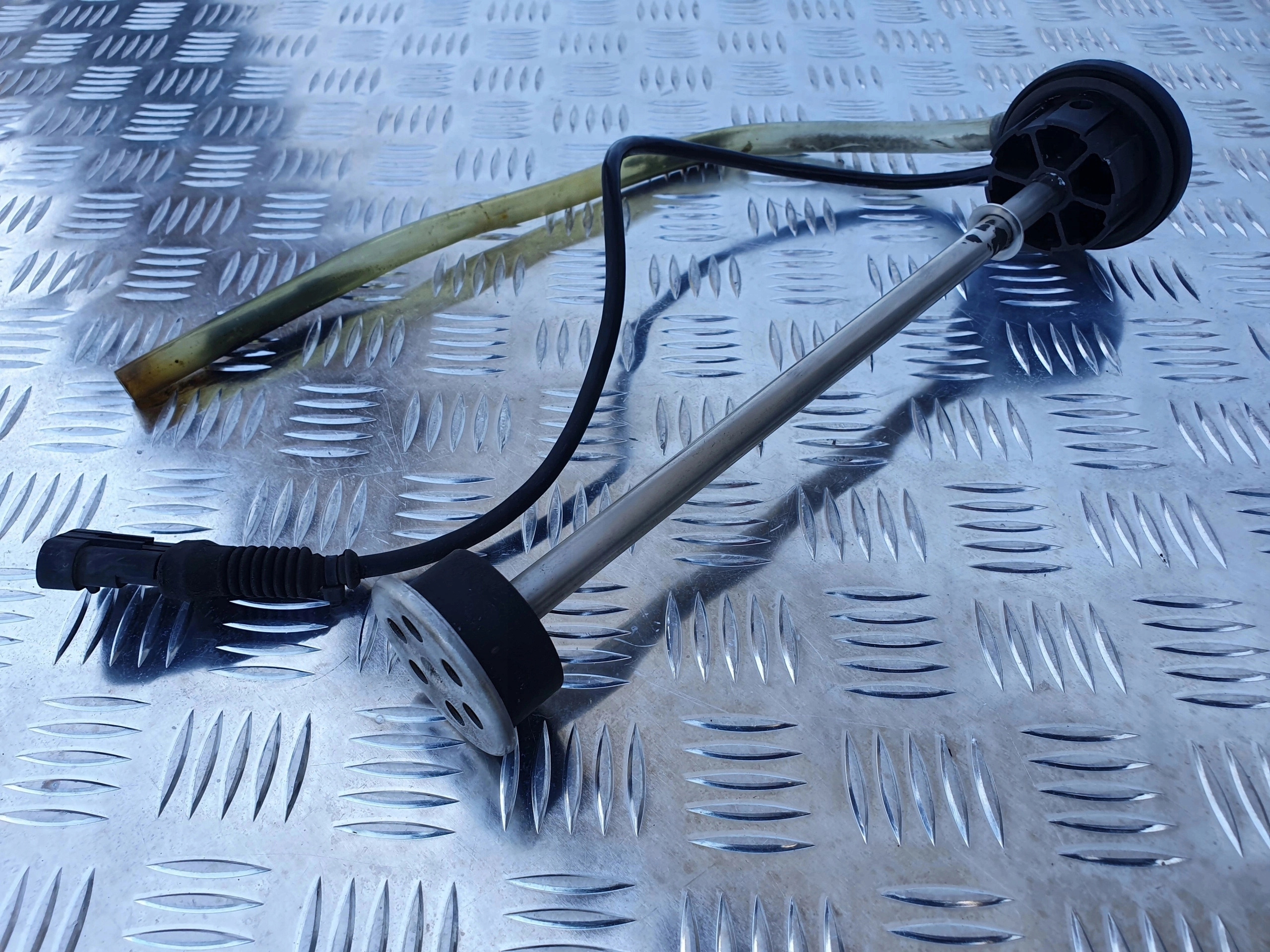 PŁYWAK CZUJNIK POZIOMU ADBLUE DAF XF 105 - obrazek 3