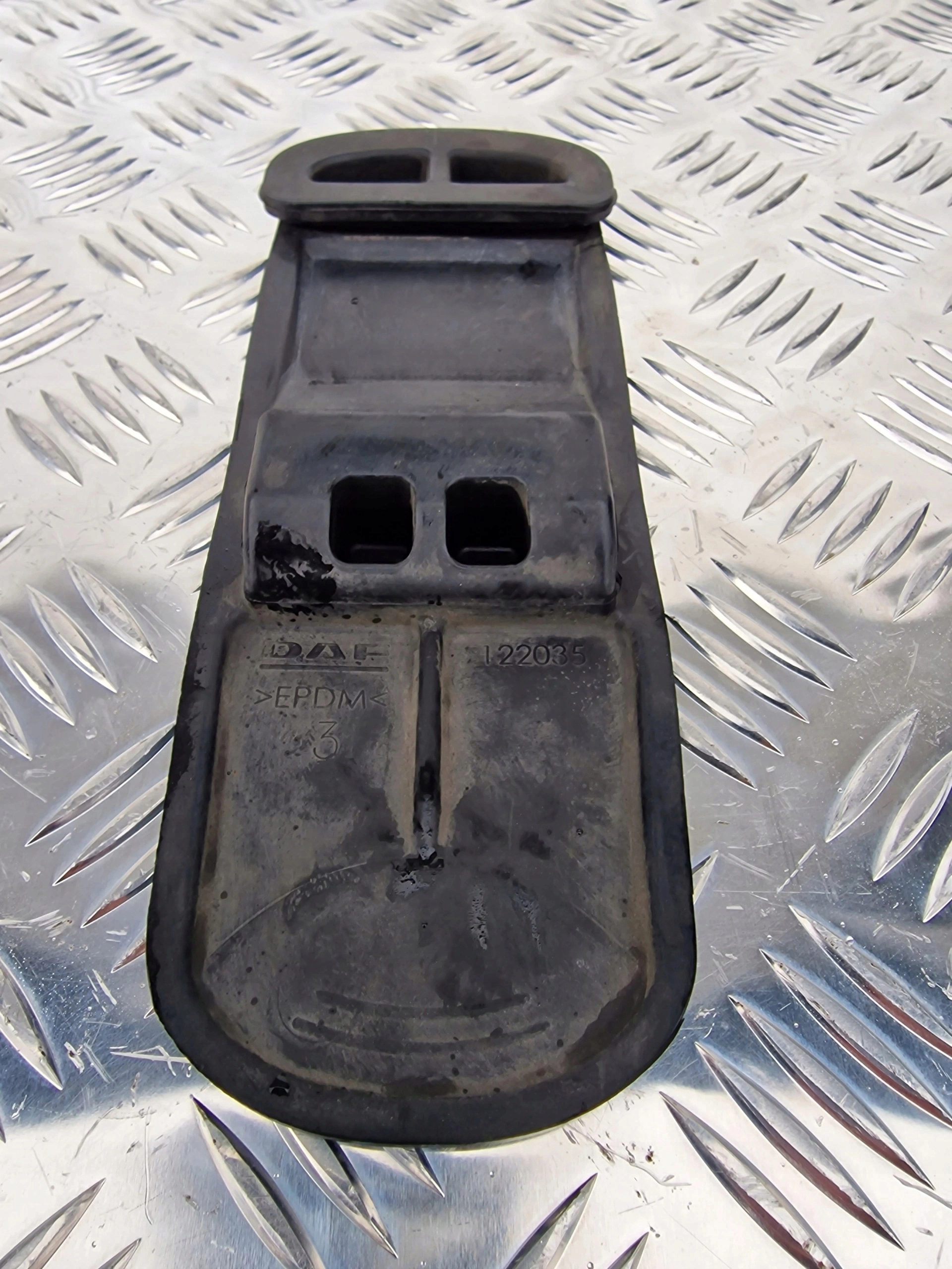 GUMA BŁOTNIKA DAF XF 106 - obrazek 2