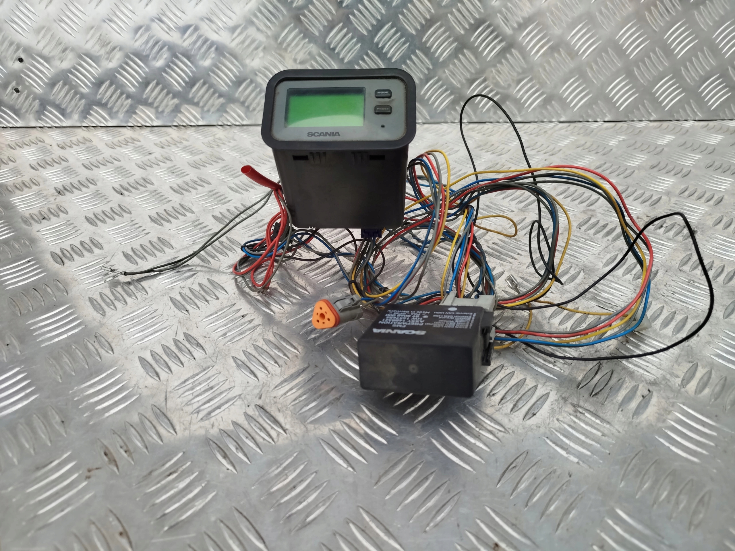 WYŚWIETLACZ KOMPUTERA PANEL SCANIA 4 - obrazek 3