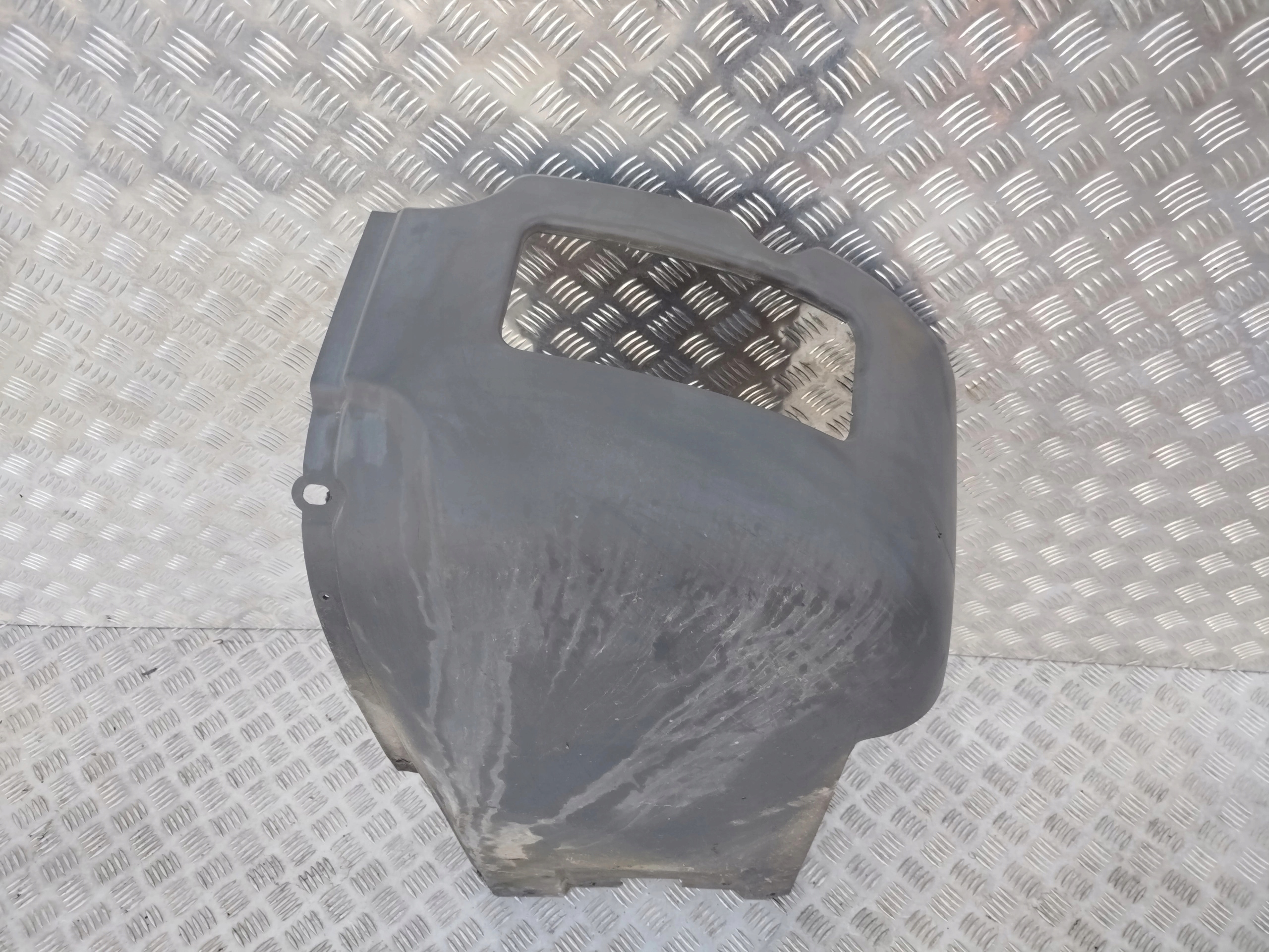 POSZYCIE ZDERZAKA LEWE SCANIA 4