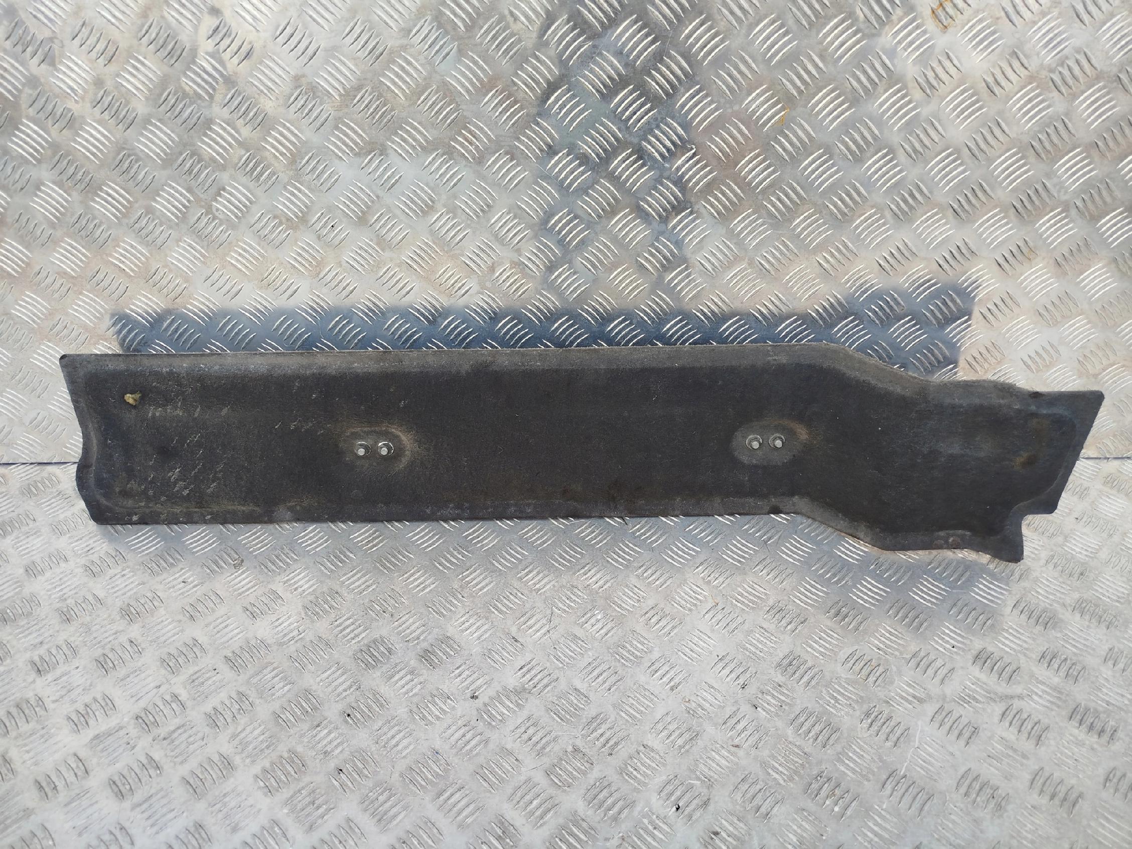 WYGŁUSZENIE PODKABINOWE POCHŁANIACZ DŹWIEKU LEWY SCANIA S NTG