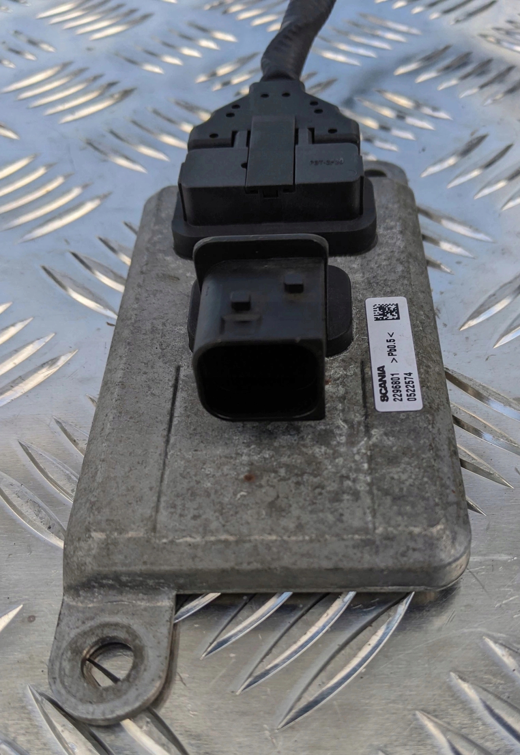 CZUJNIK NOx SCANIA EURO 6 ZA KATALIZATOREM - obrazek 4