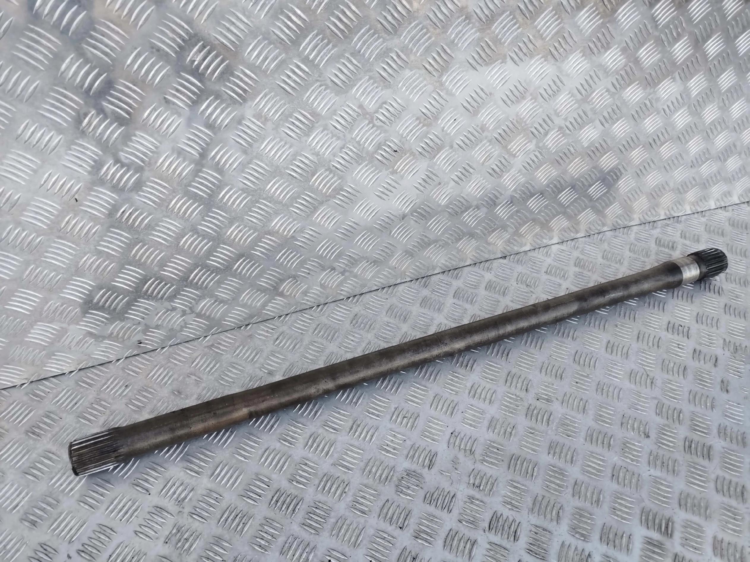 PÓŁOŚ LEWA SCANIA RP 835 - obrazek 3