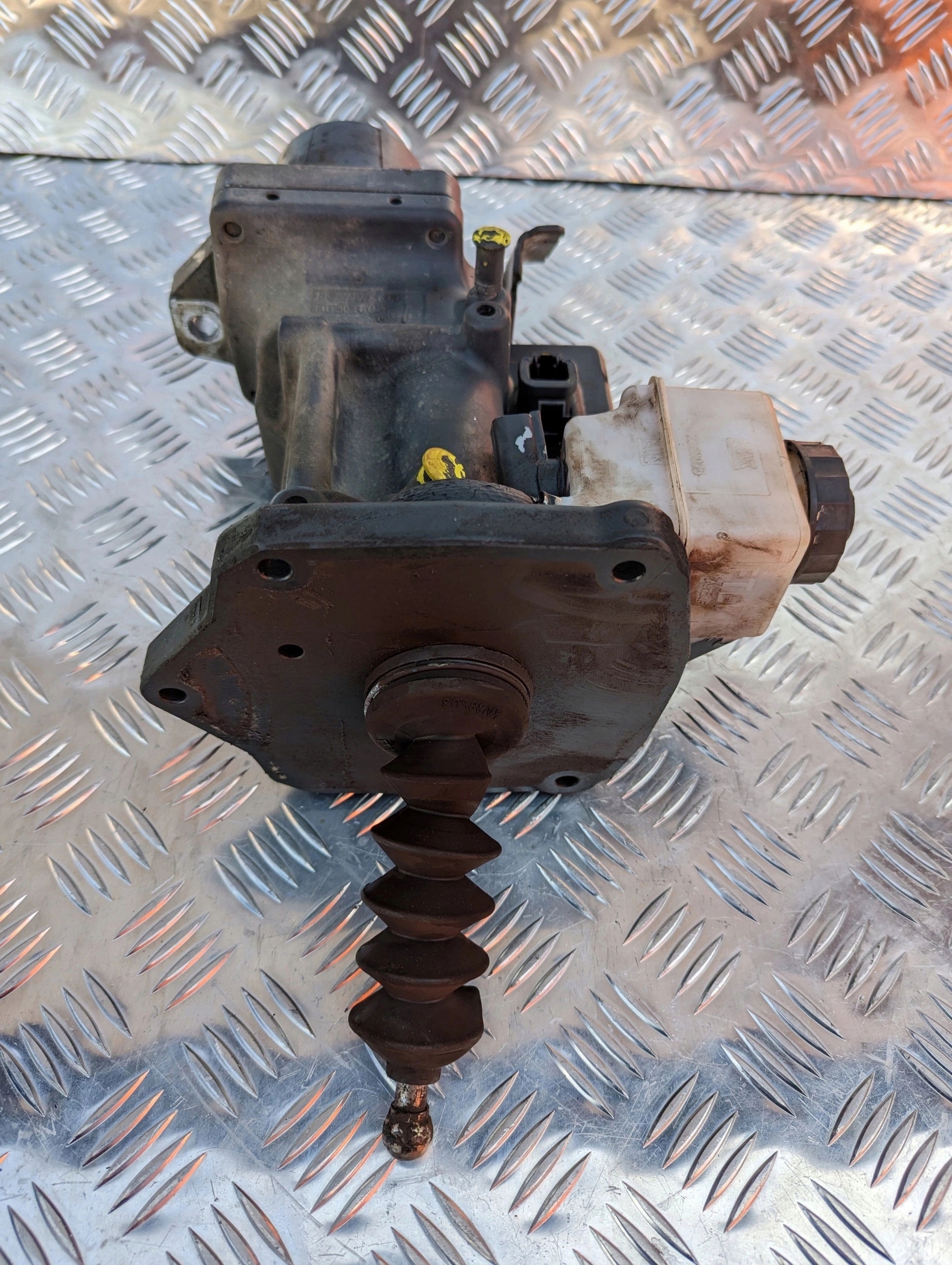 WYSPRZĘGLIK SIŁOWNIK SPRZĘGŁA PEŁEN AUTOMAT SCANIA - obrazek 3