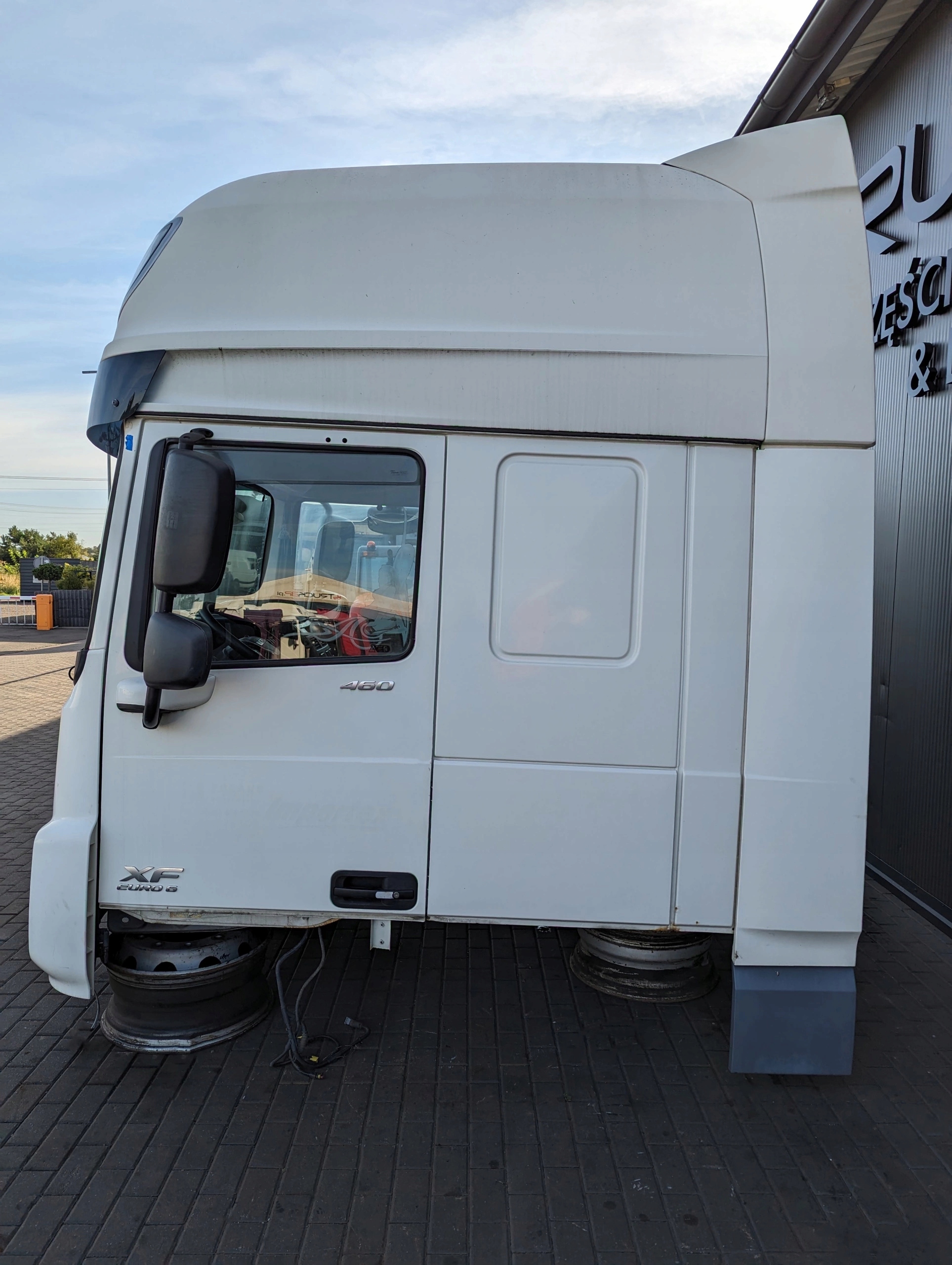 KABINA DAF XF 106 - obrazek 4