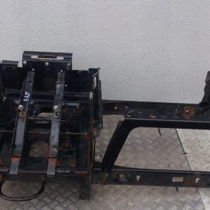 SKRZYNKA STELAŻ PÓŁKA POD AKUMULATOR DAF XF 105