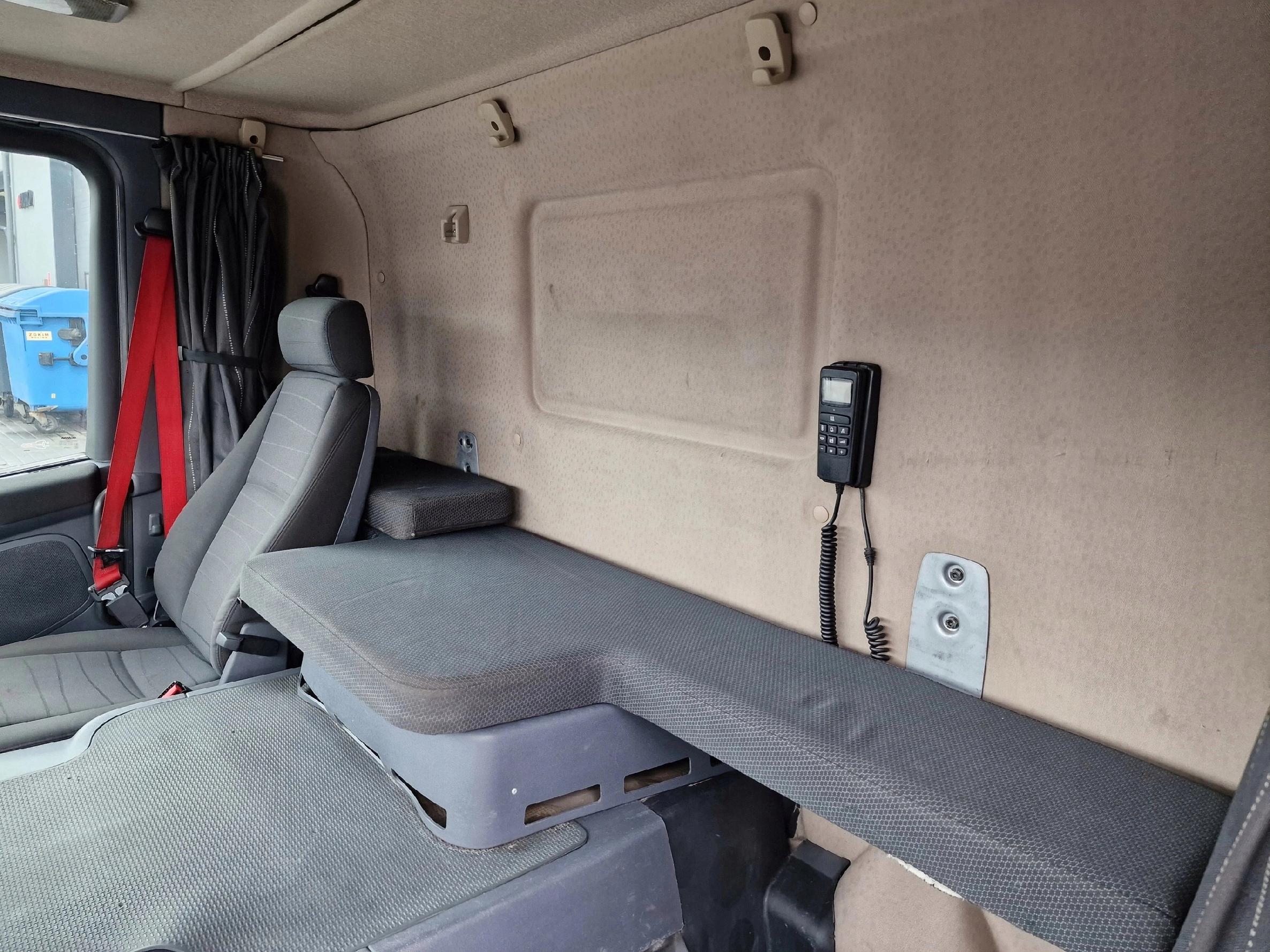 KABINA SCANIA P CP 16 2012 ROK - obrazek 8
