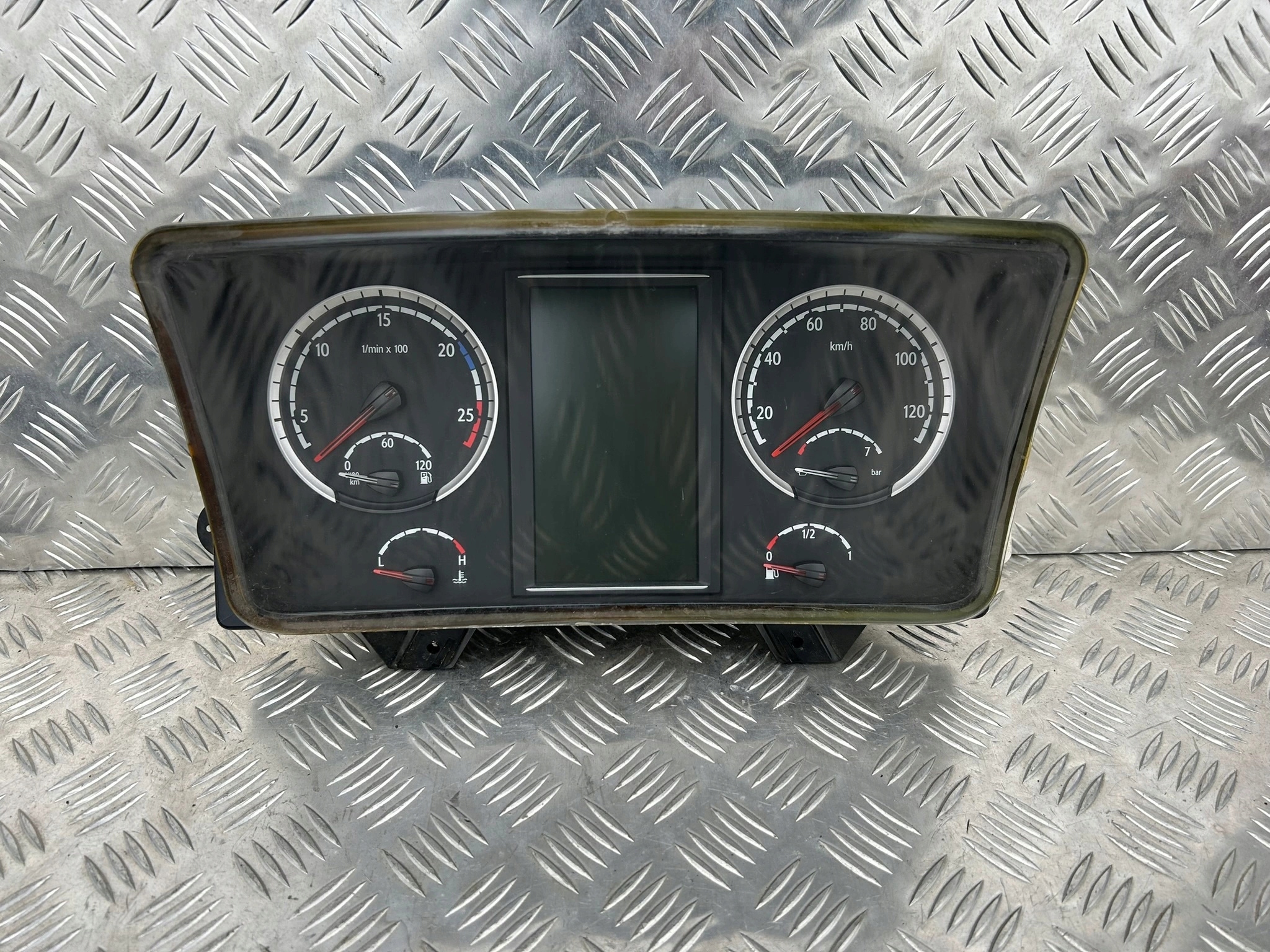 ZEGARY DUŻY WYŚWIETLACZ SCANIA STREAMLINE EURO 6 - obrazek 9