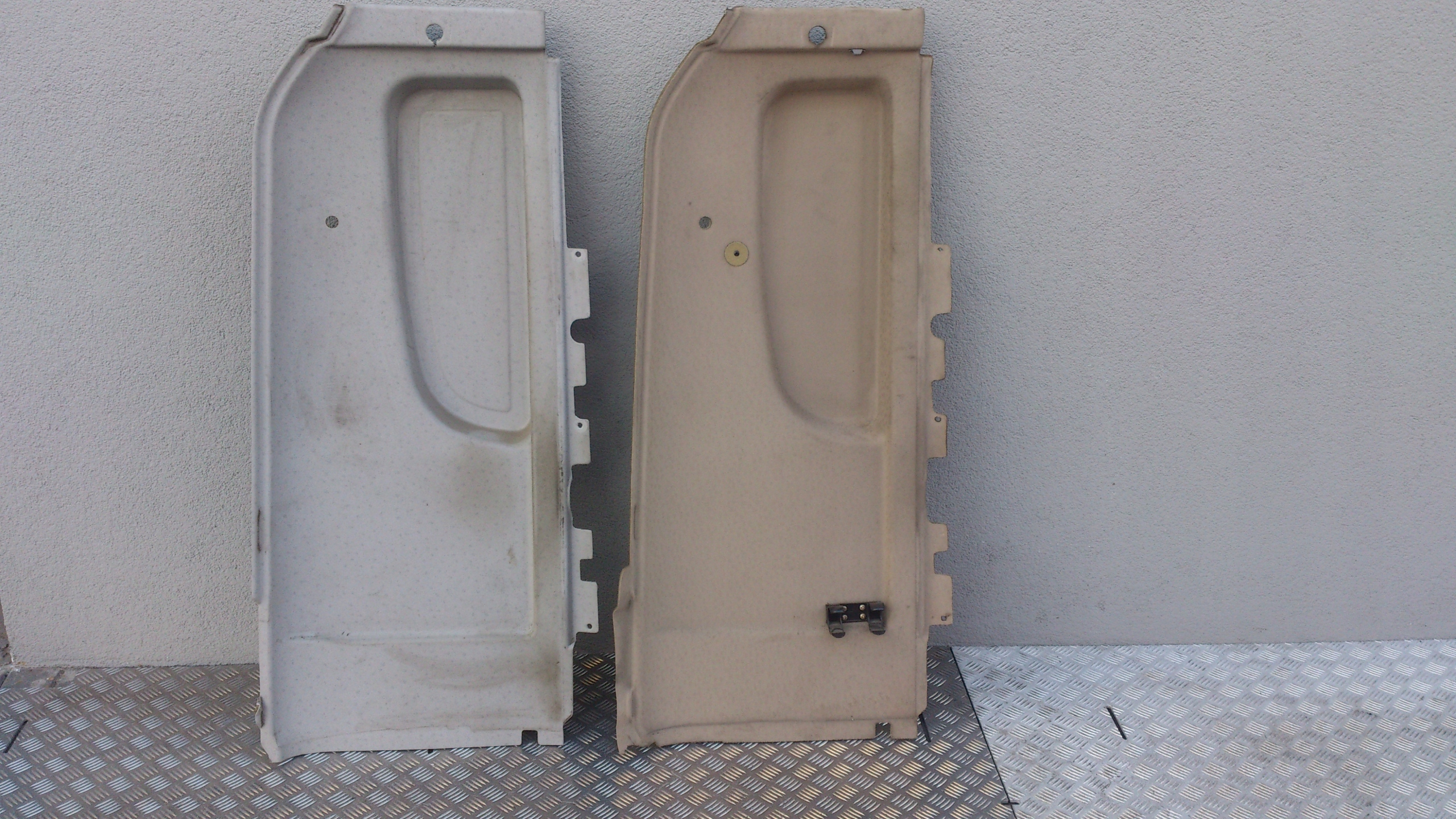 TAPICERKA BOCZNA KABINY SCANIA R CP 16 LEWA - obrazek 2