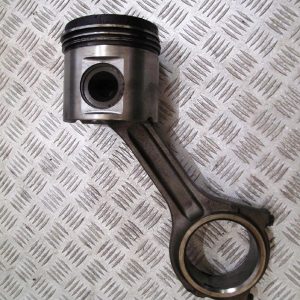 TŁOK Z KORBOWODEM SCANIA 480 EURO 4 NA 2 ŚRUBY