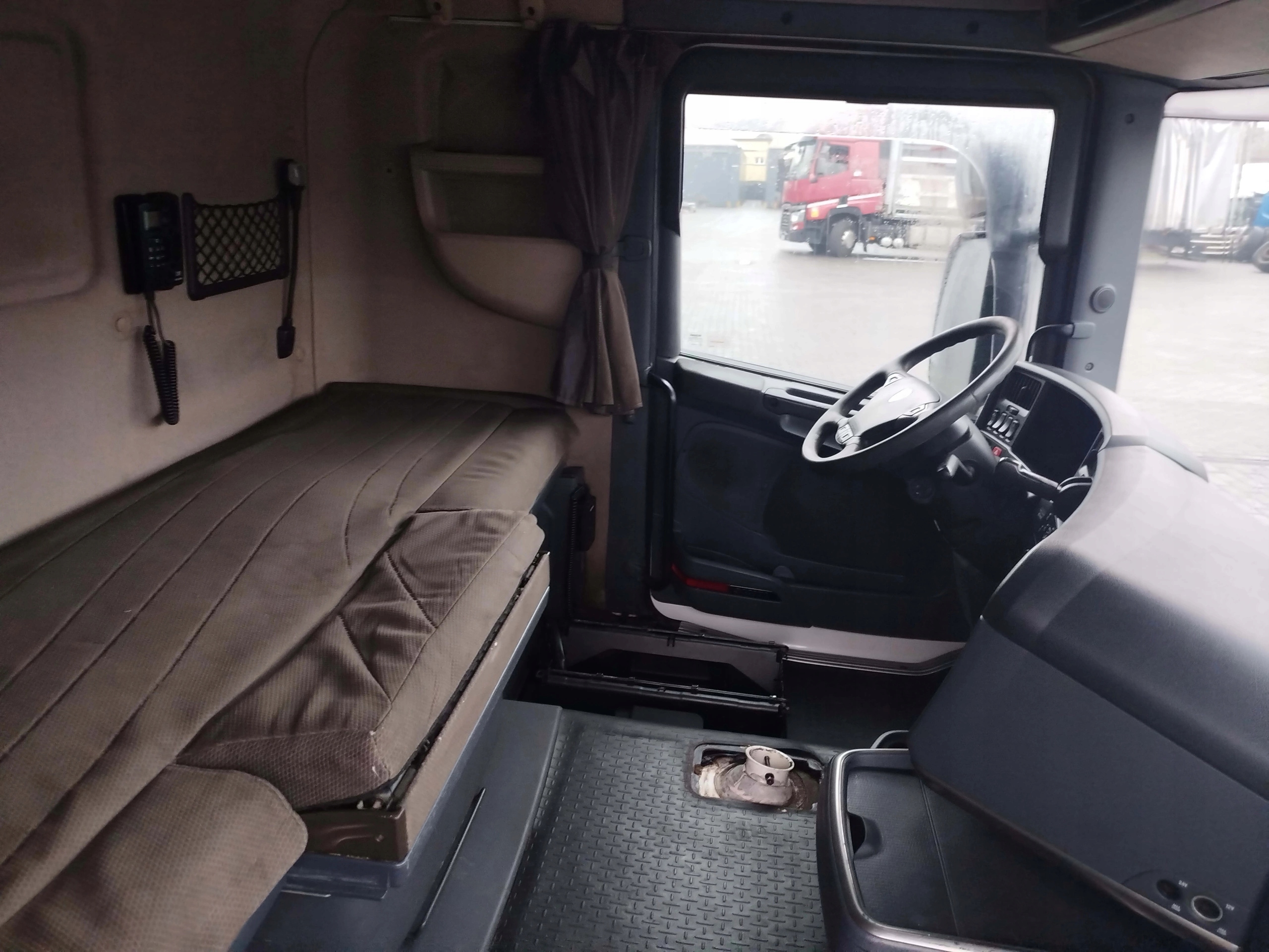 KABINA SCANIA R HPI TOPLINE 2011 ROK - obrazek 9