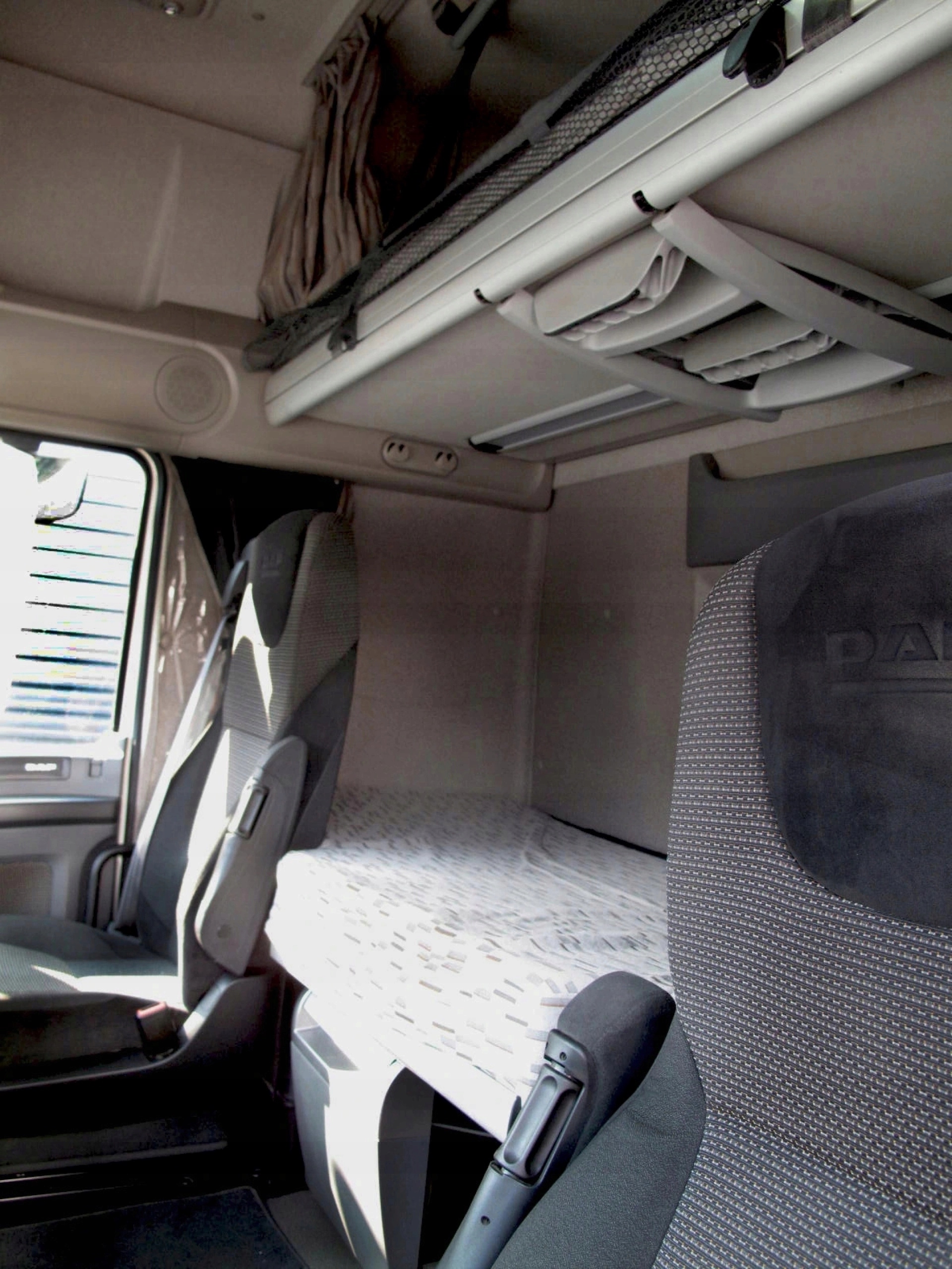 KABINA DAF XF 106 EURO 6 SSC 440 AUTOMAT - obrazek 7