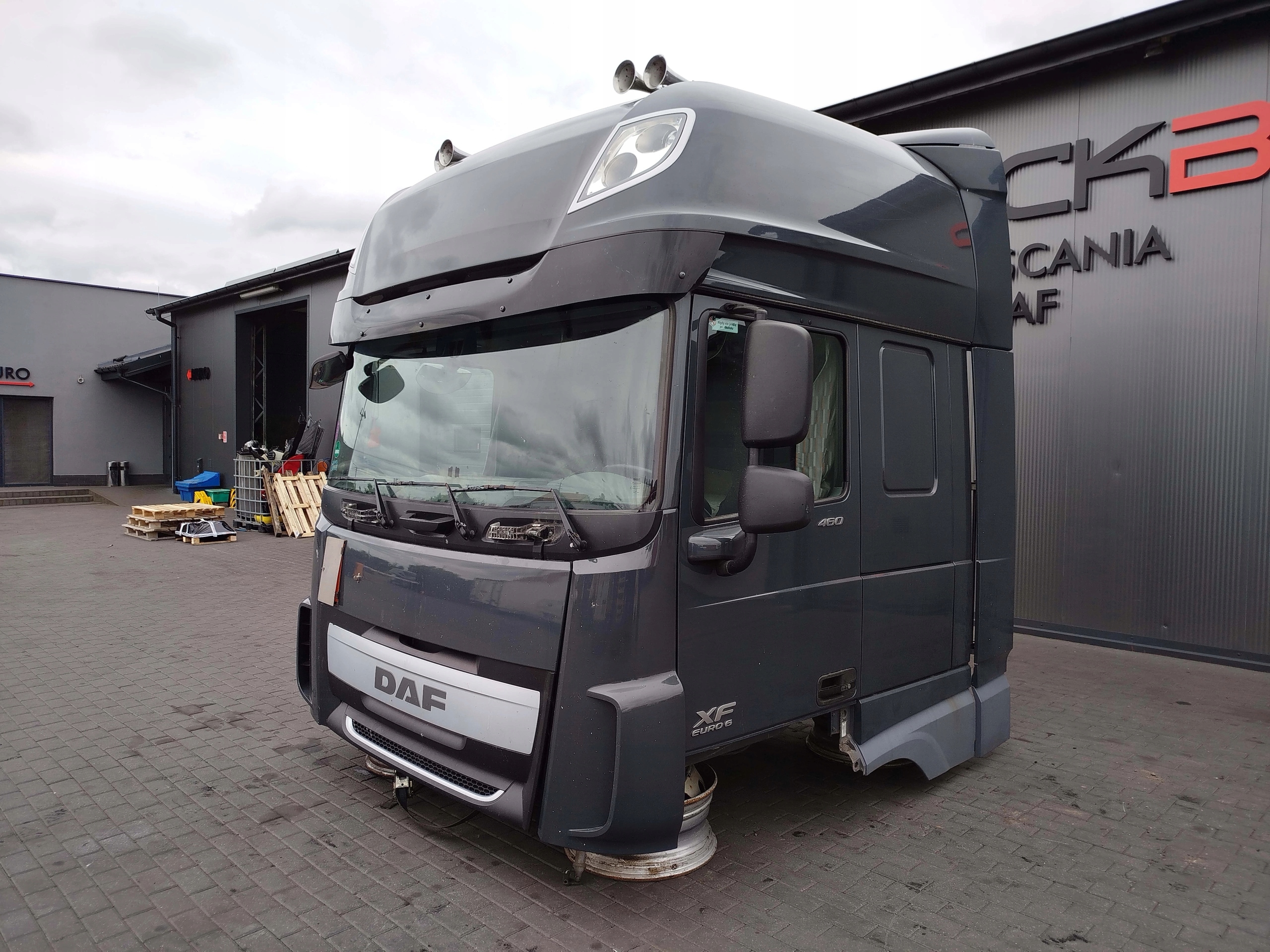 KABINA DAF XF 106 - obrazek 7