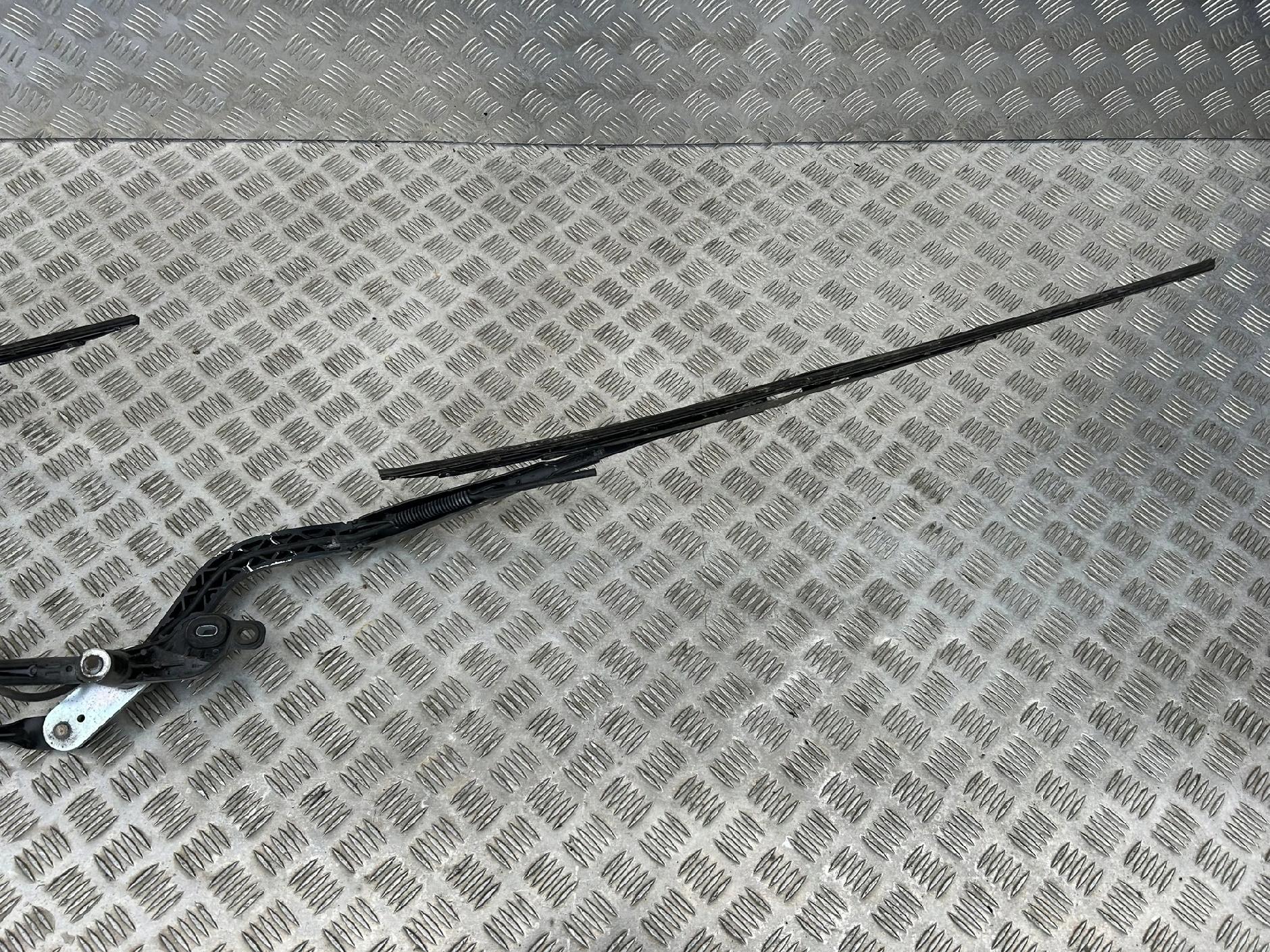 MECHANIZM WYCIERACZEK SCANIA NEXT GEN NTG - obrazek 3