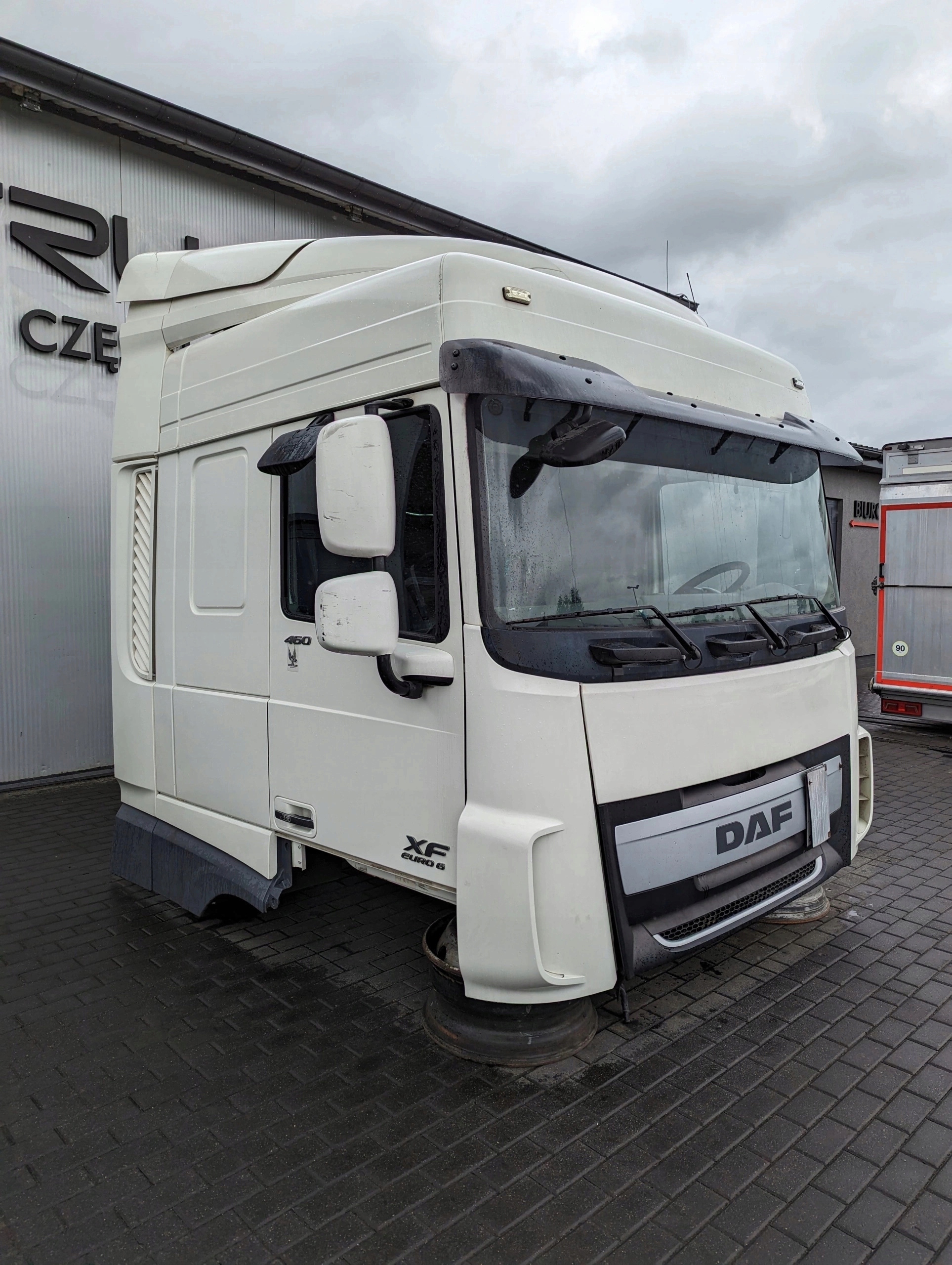 KABINA DAF XF 106 - obrazek 9