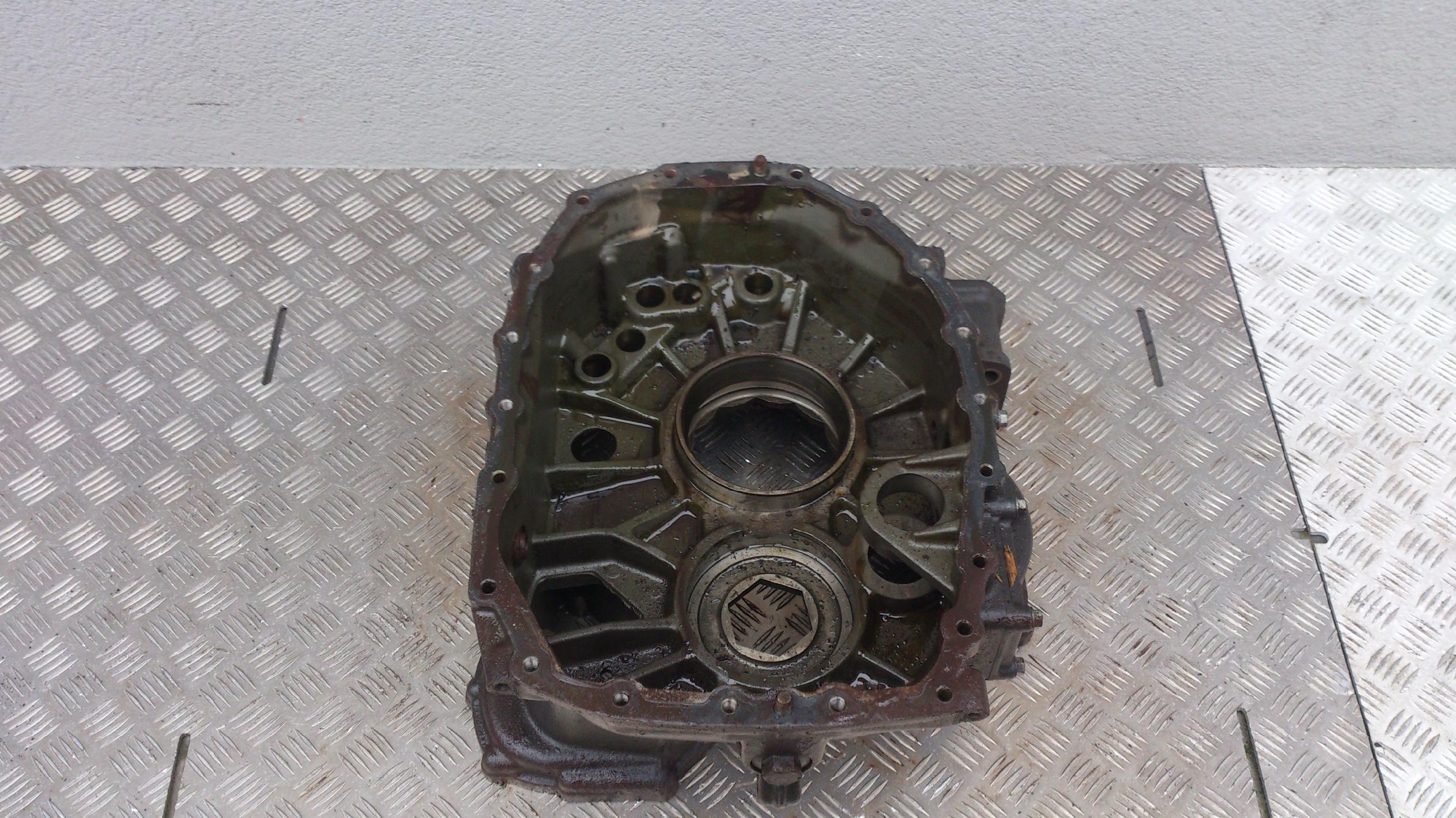 OBUDOWA SKRZYNI BIEGÓW ŚRODKOWA SCANIA R GRS 895 - obrazek 9