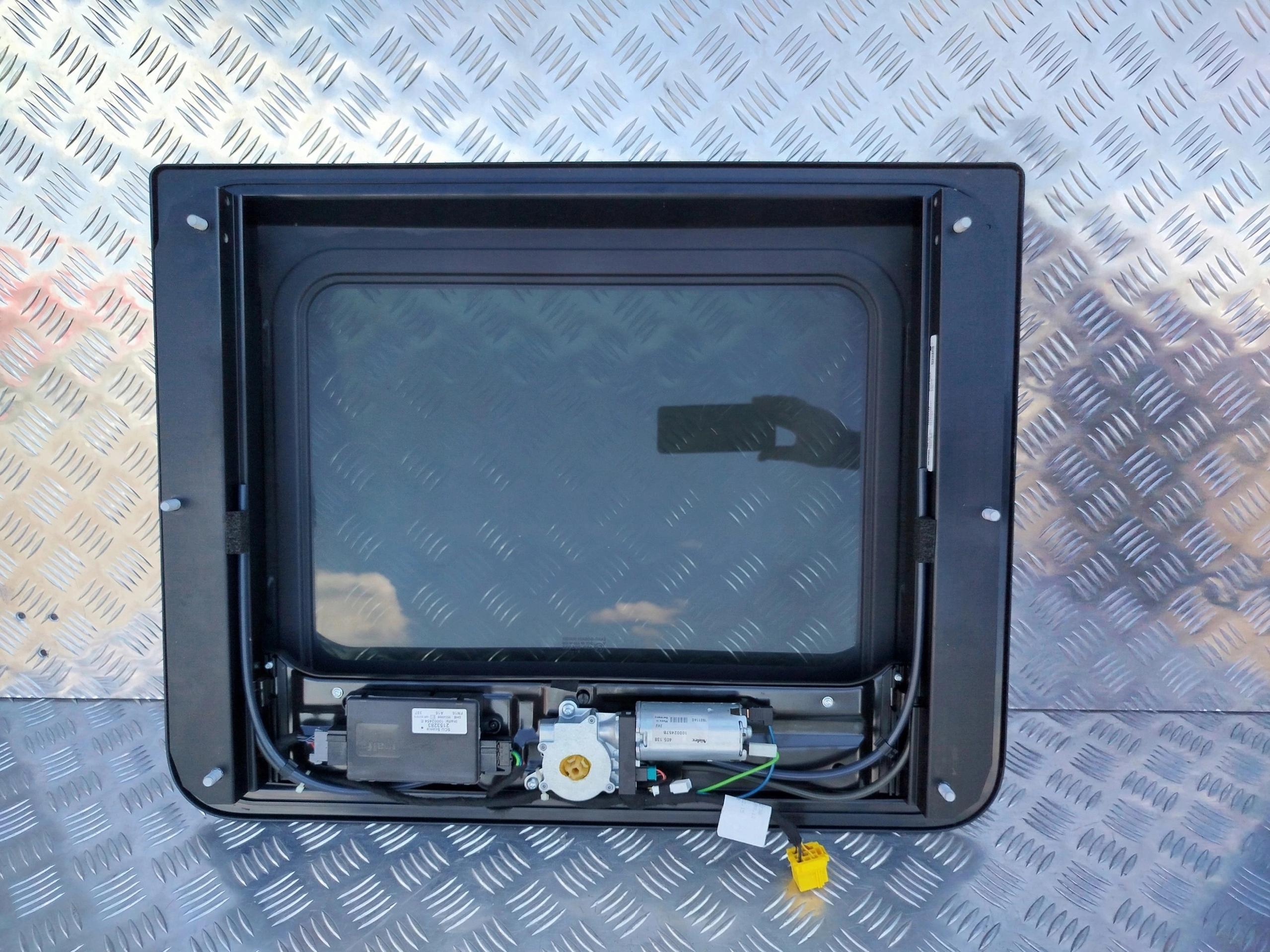 SZYBERDACH ELEKTRYCZNY SCANIA R STREAMLINE - obrazek 2