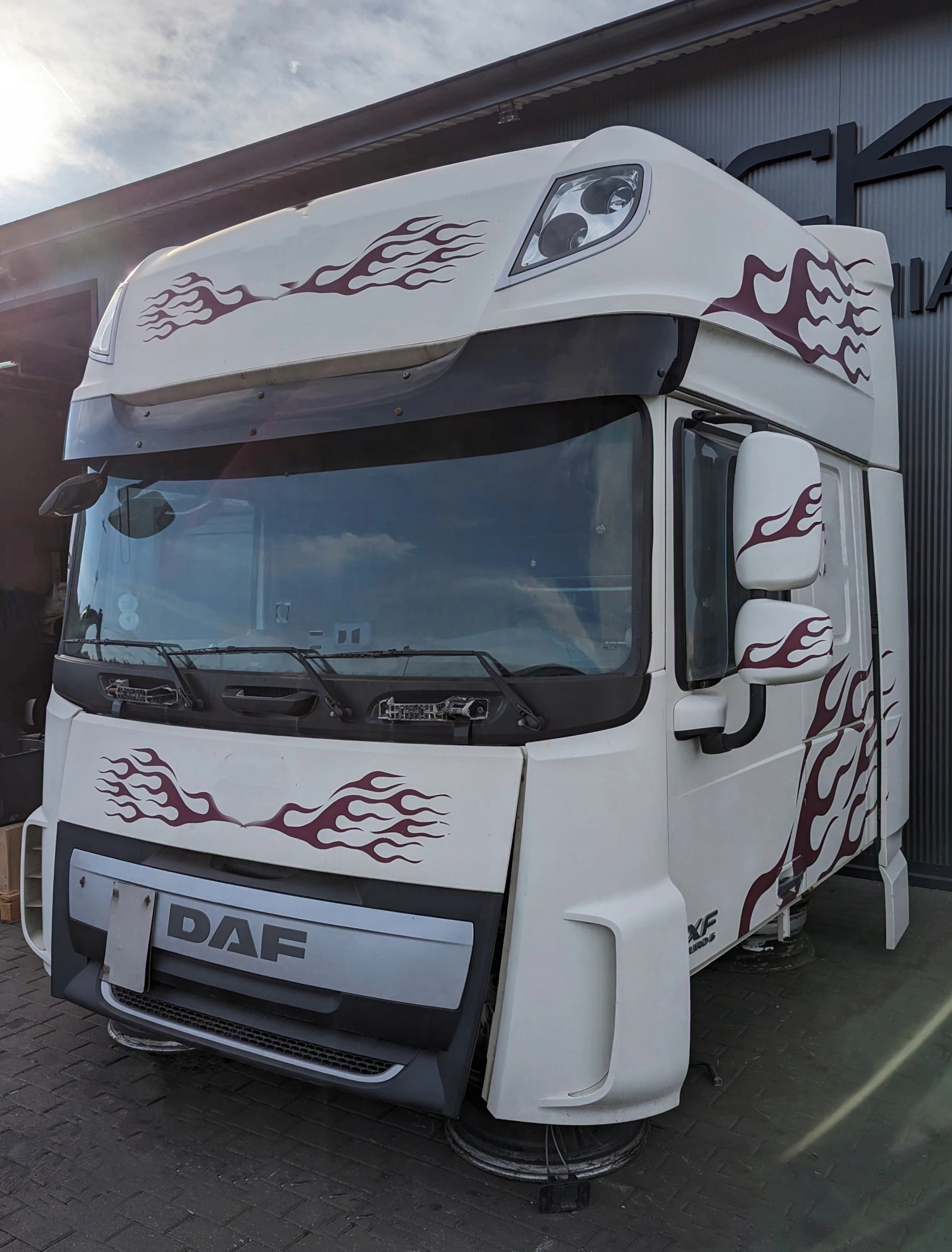 KABINA DAF XF 106 - obrazek 3