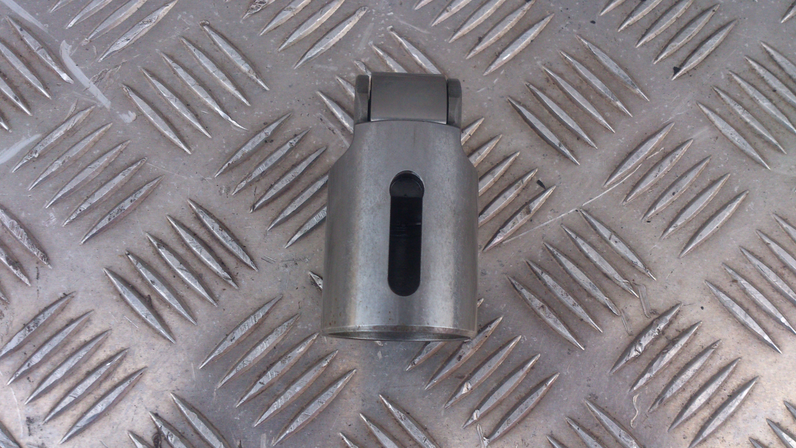 SZKLANKA ROLKA POPYCHACZA DAF XF 105 - obrazek 3