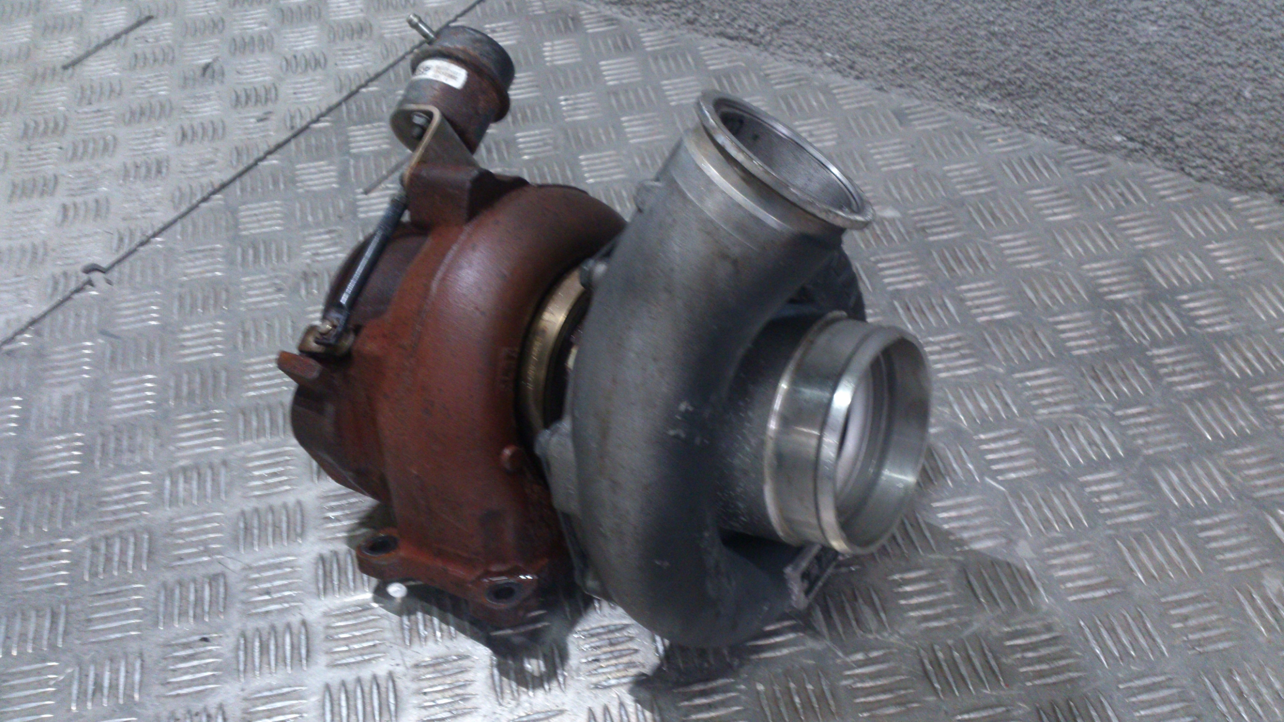 TURBINA TURBOSPRĘŻARKA SCANIA NTG NOWY MODEL - obrazek 3