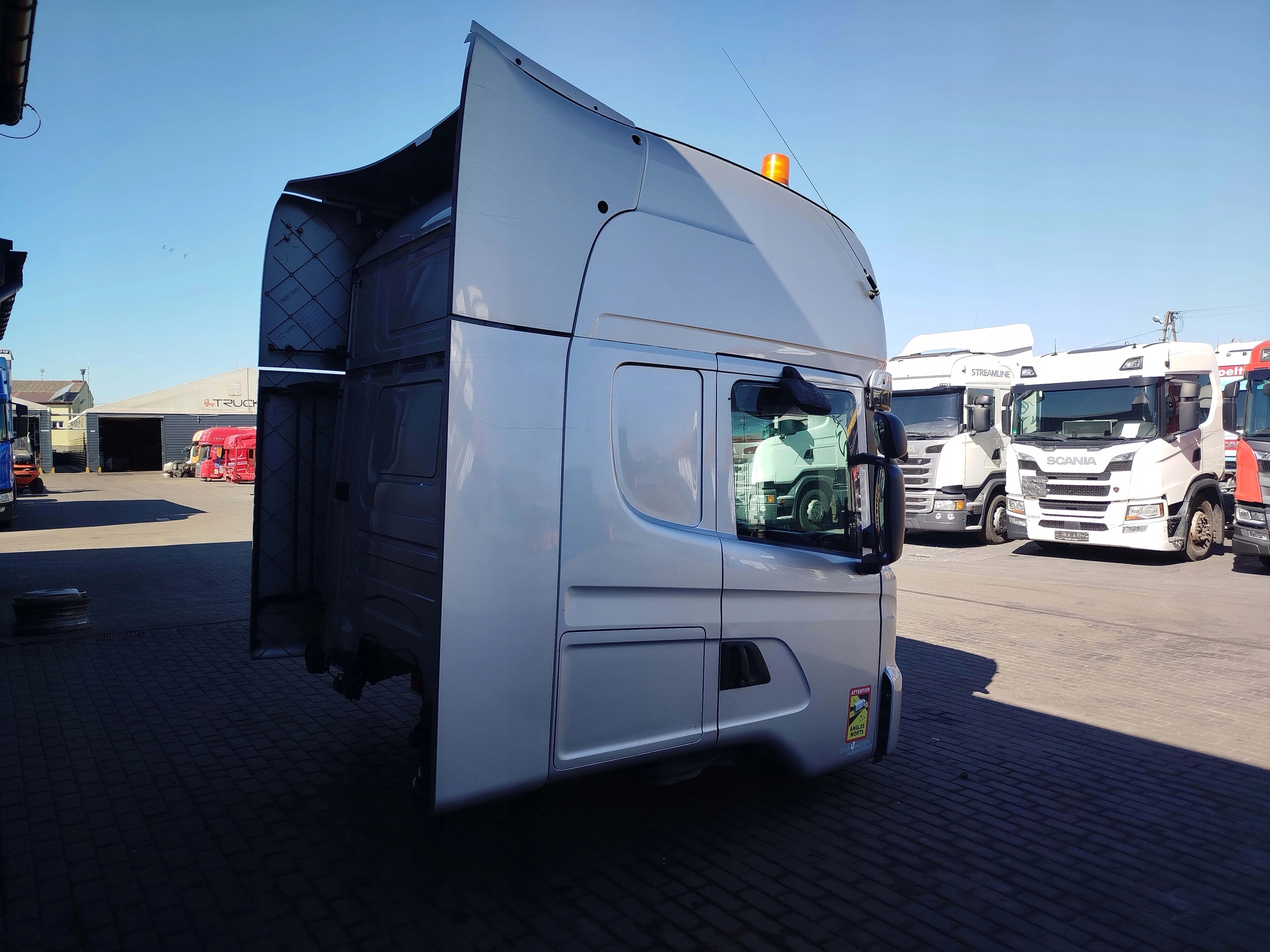 KABINA SCANIA R XPI TOPLINE - obrazek 4