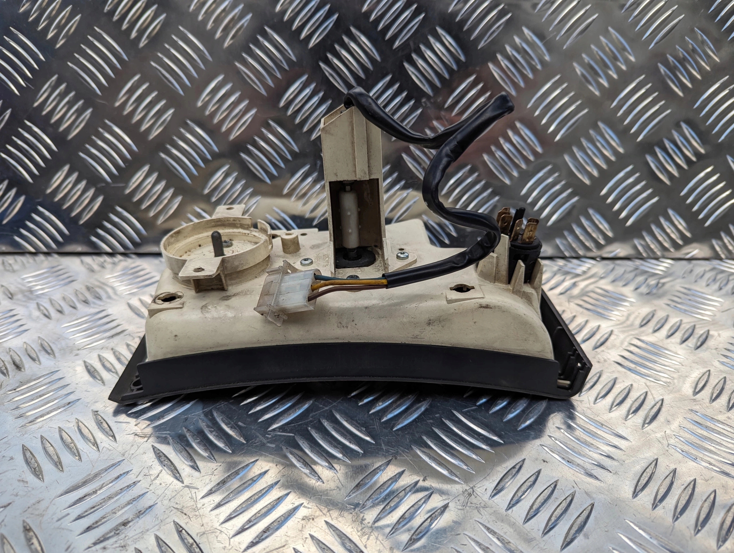 PANEL OGRZEWANIA CIEPŁO/ZIMNO ELEKTRYCZNY SCANIA 4 124 - obrazek 3