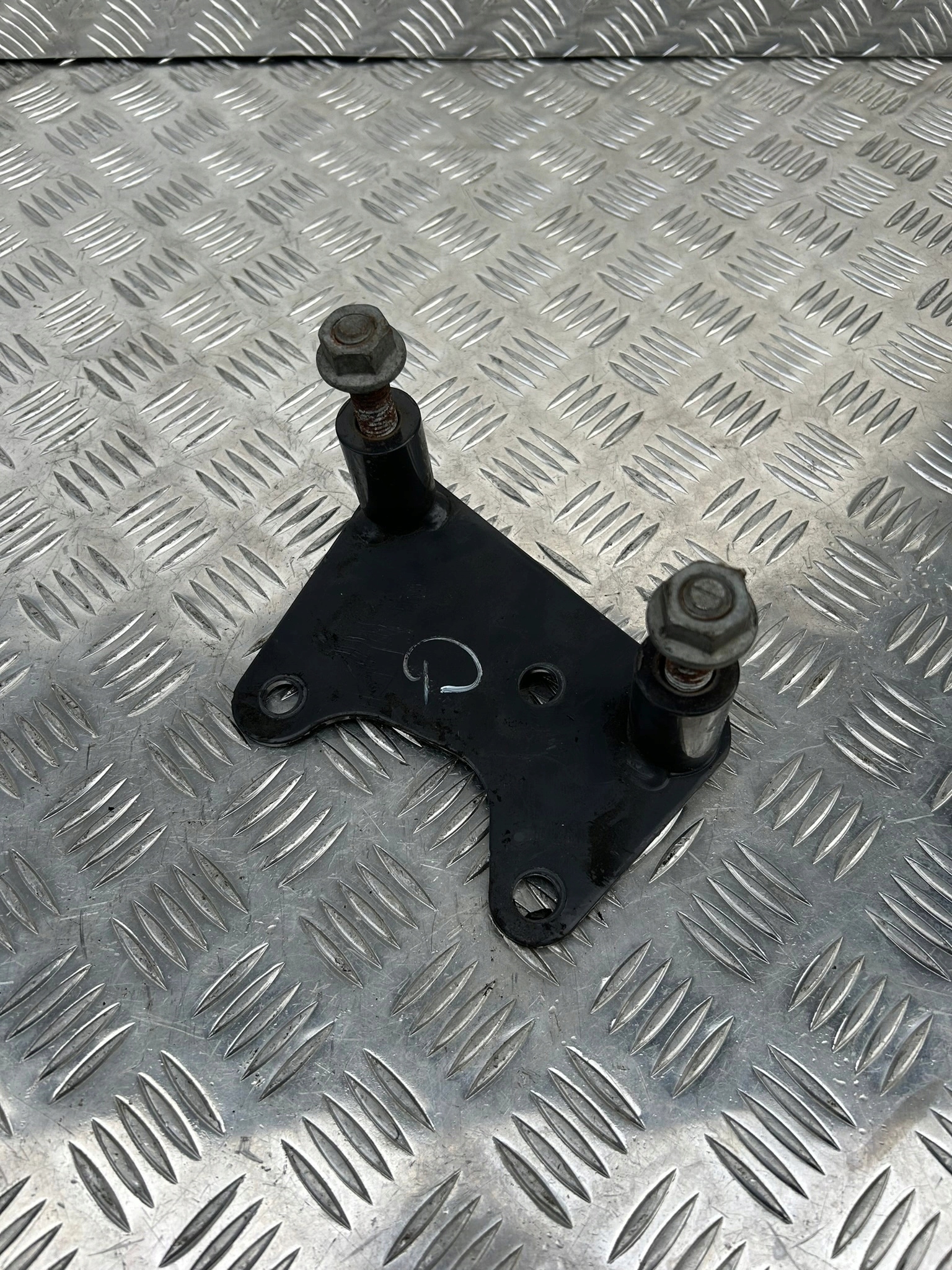 WSPORNIK ZAMKA KABINY SCANIA NEXT GEN NTG - obrazek 2