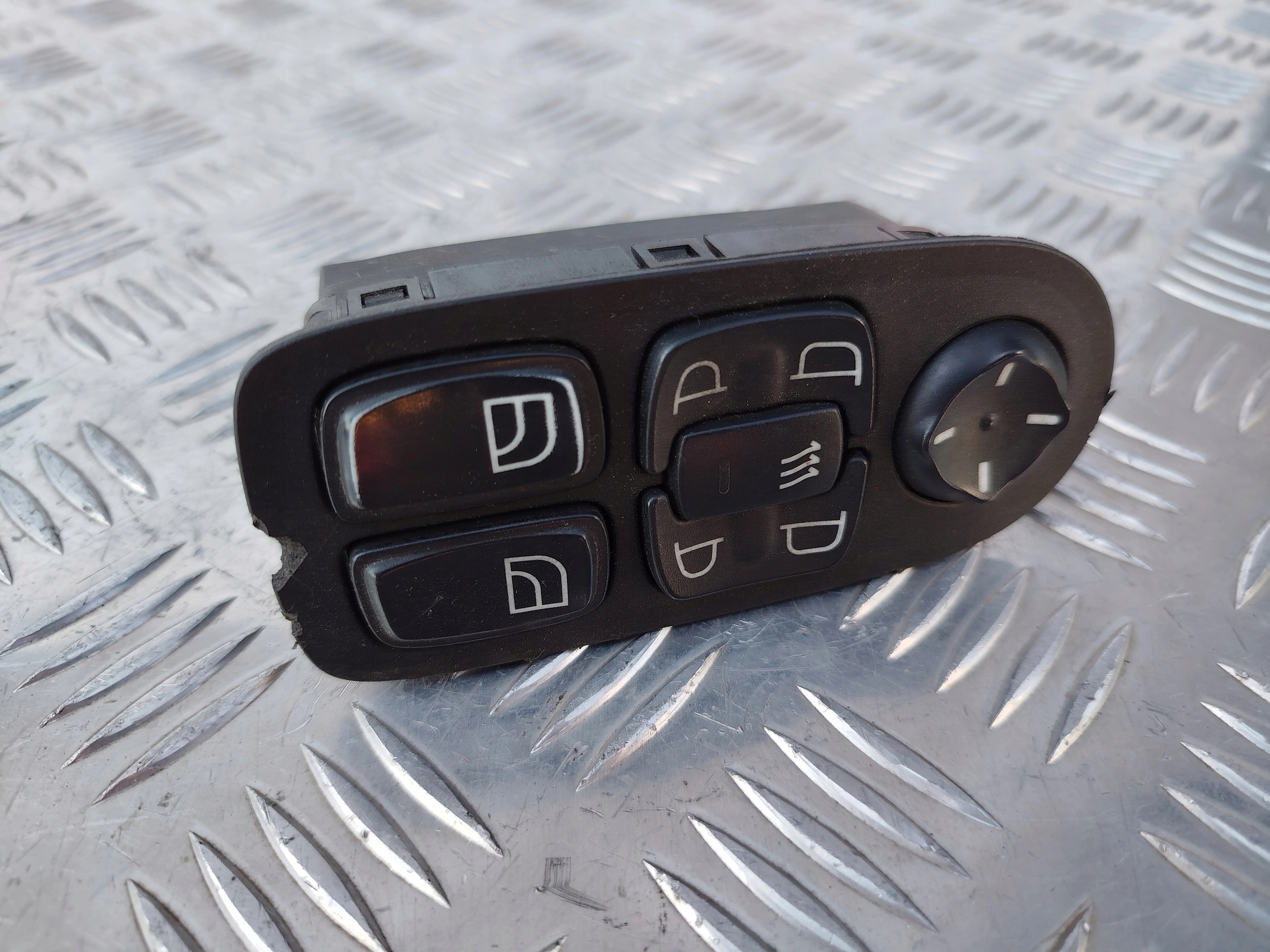 PANEL STEROWANIA SZYB LUSTEREK PRZYCISKI DAF XF 106 - obrazek 2