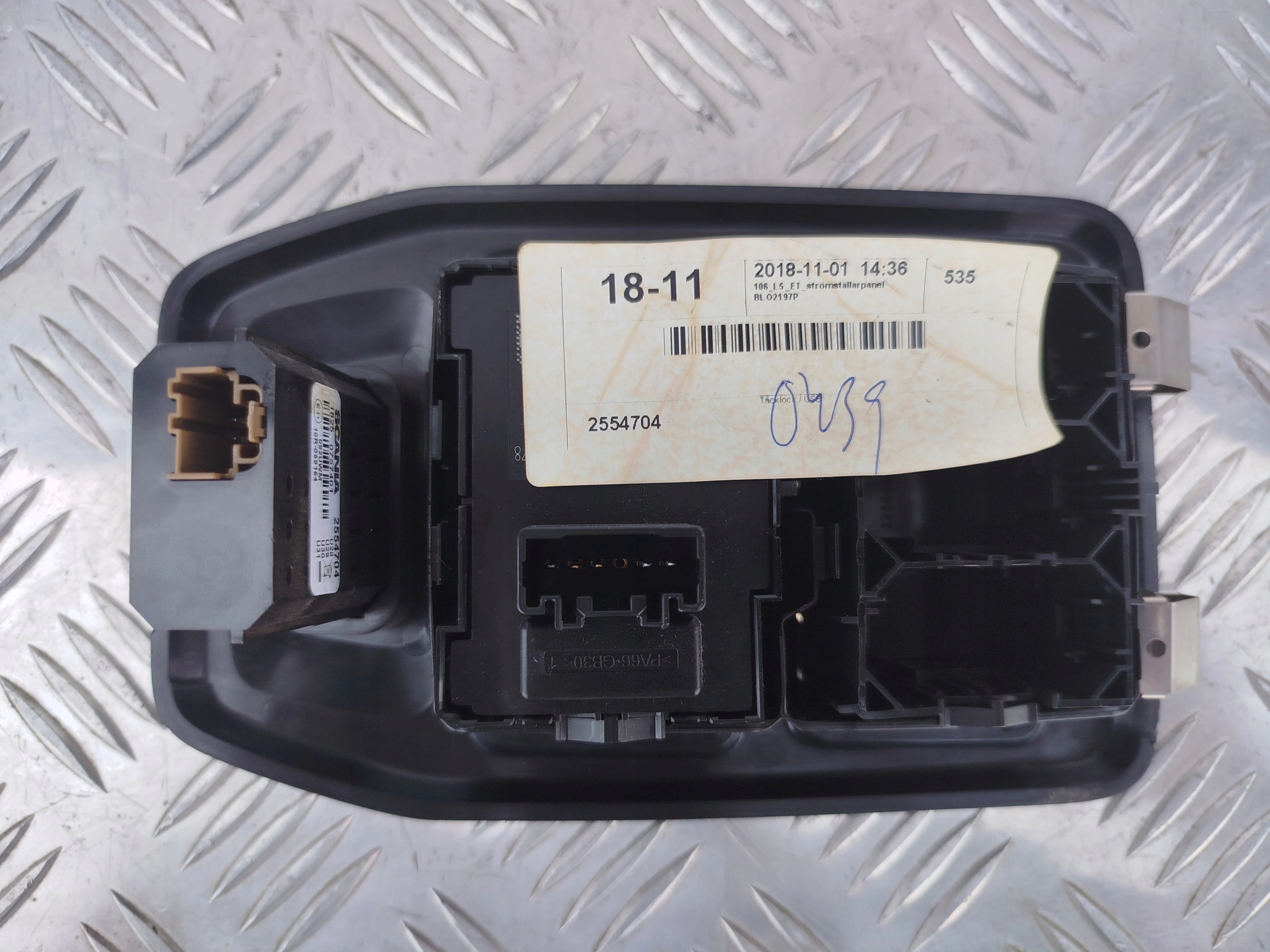 PANEL PRZEŁĄCZNIKI KONSOLA SCANIA NTG NOWY MODEL - obrazek 3