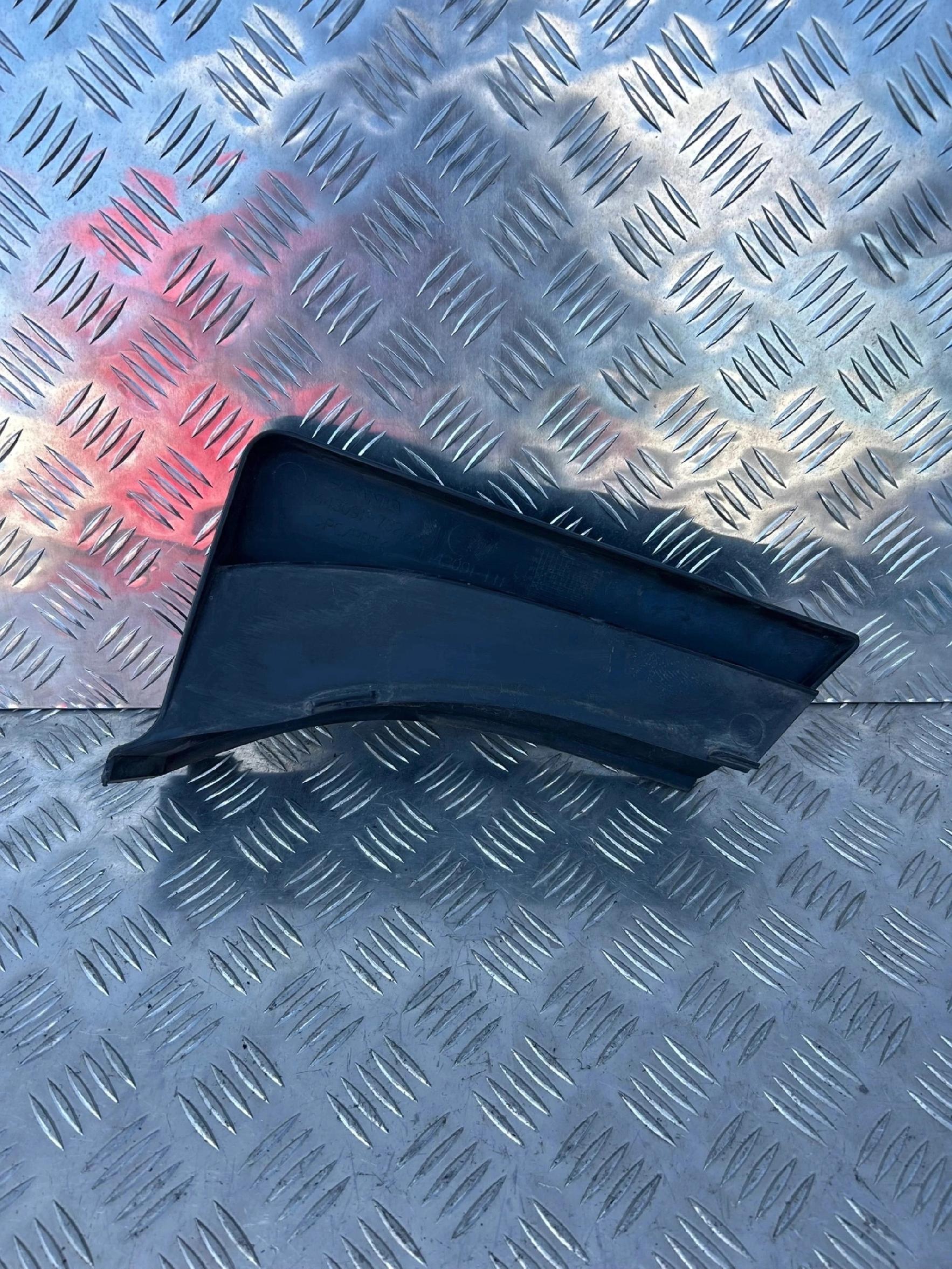 TRÓJKĄT NADKOLA LEWE SCANIA P - obrazek 2