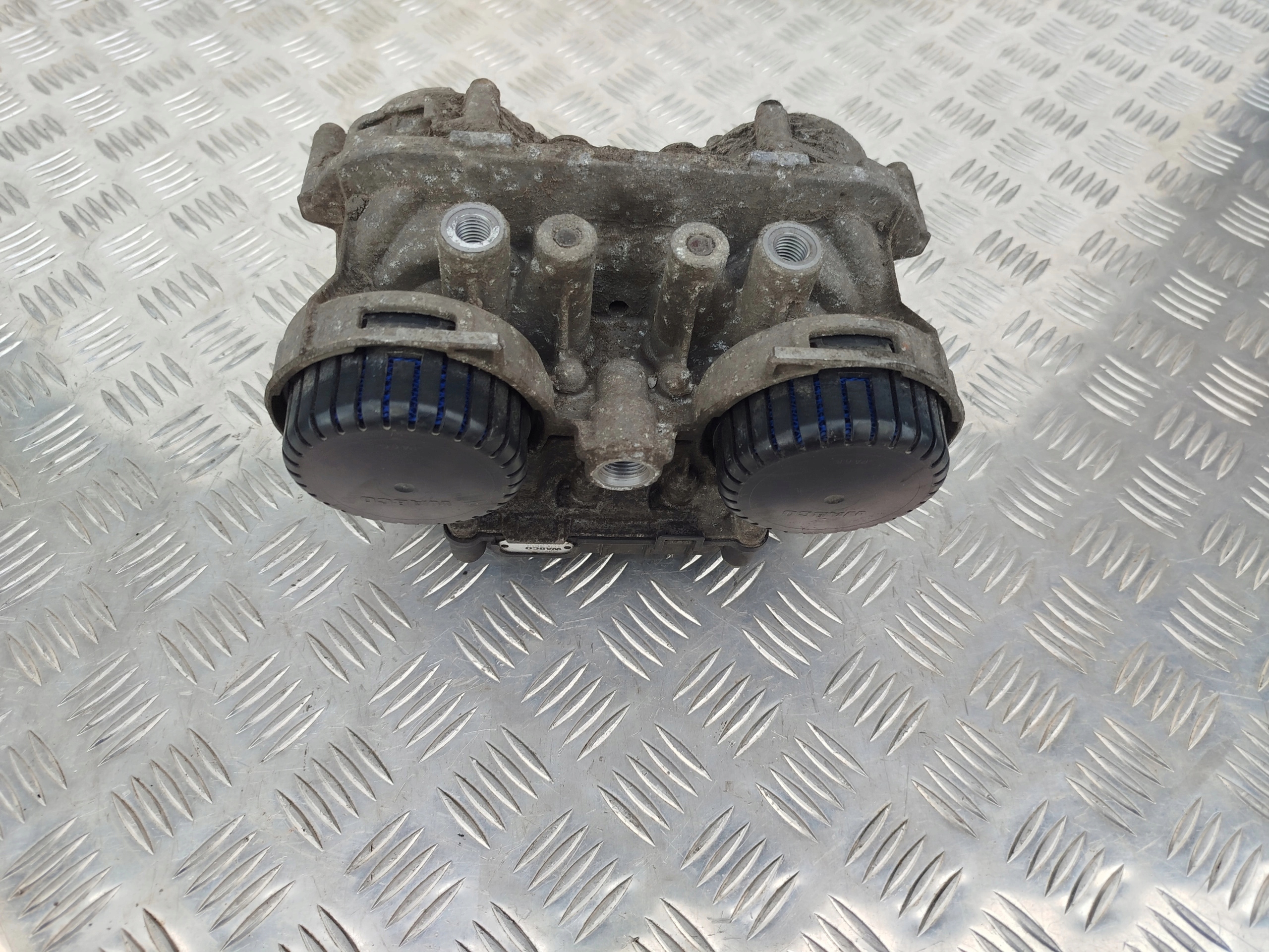 MODULATOR ZAWÓR EBS TYŁ DAF XF 106 - obrazek 3