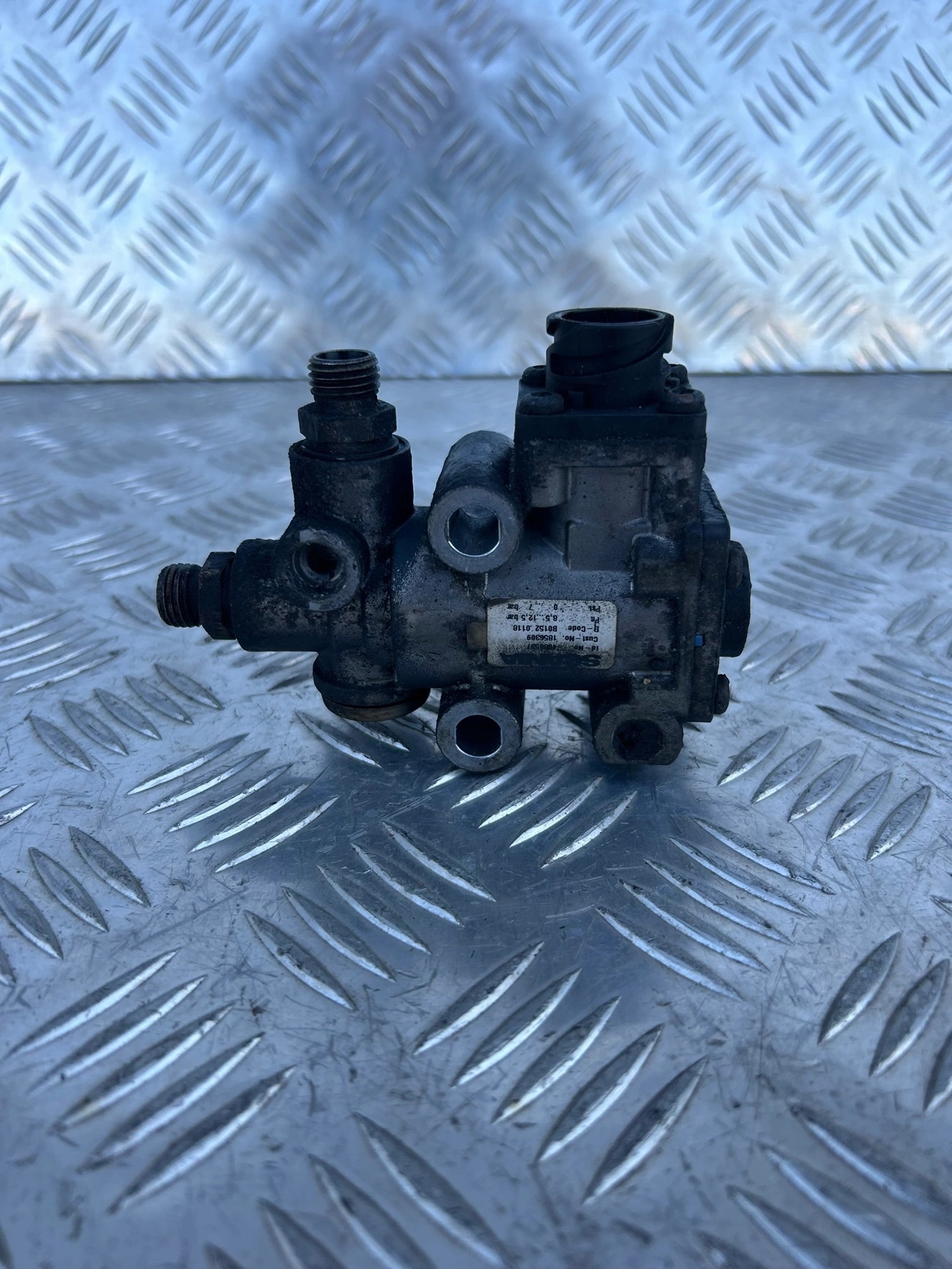 ZAWÓR HAMULCA GÓRSKIEGO SCANIA R420 HPI - obrazek 2