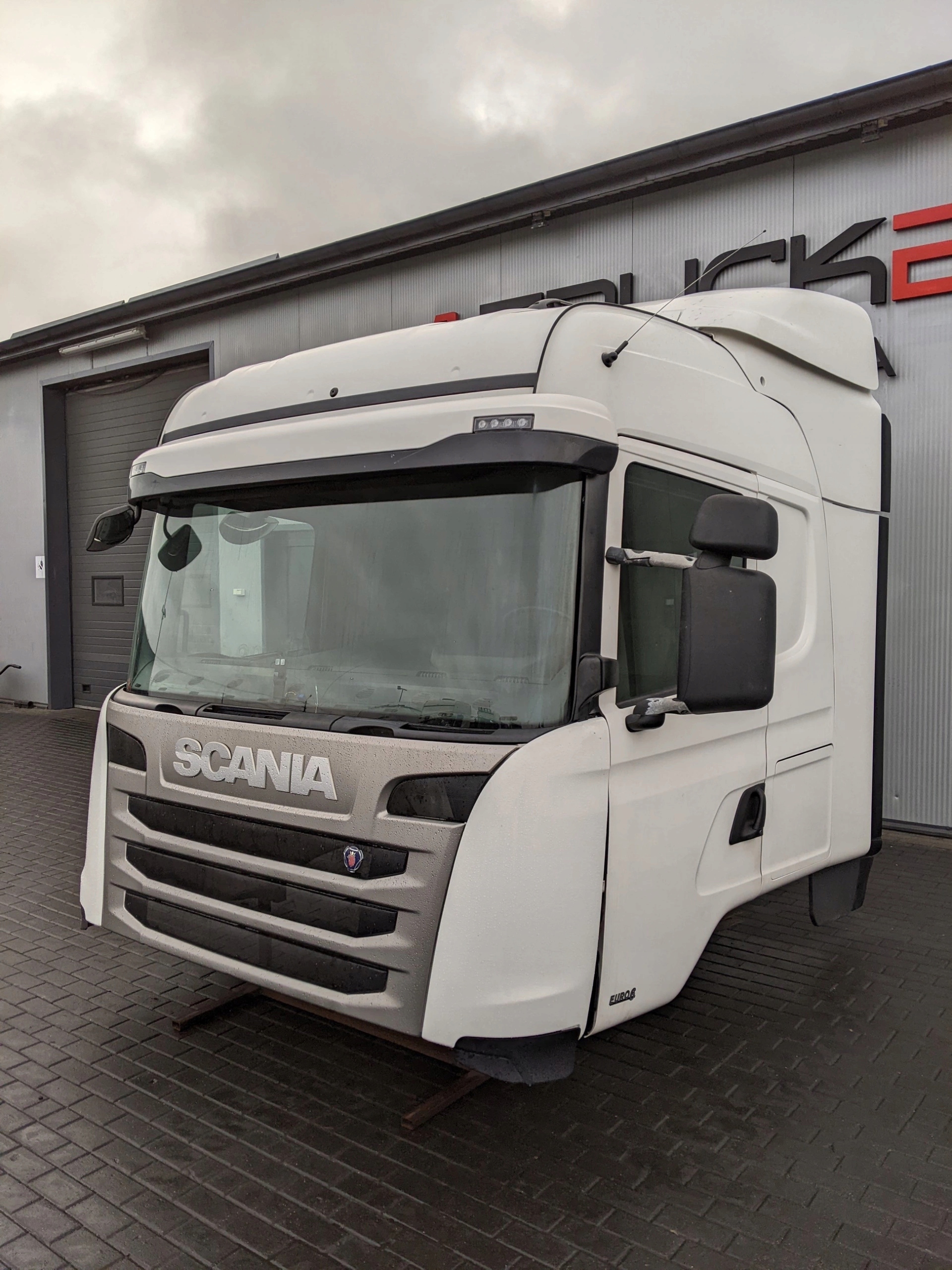 SCANIA STREAMLINE HIGHLINE ROK 2013 - 2017 - obrazek 2