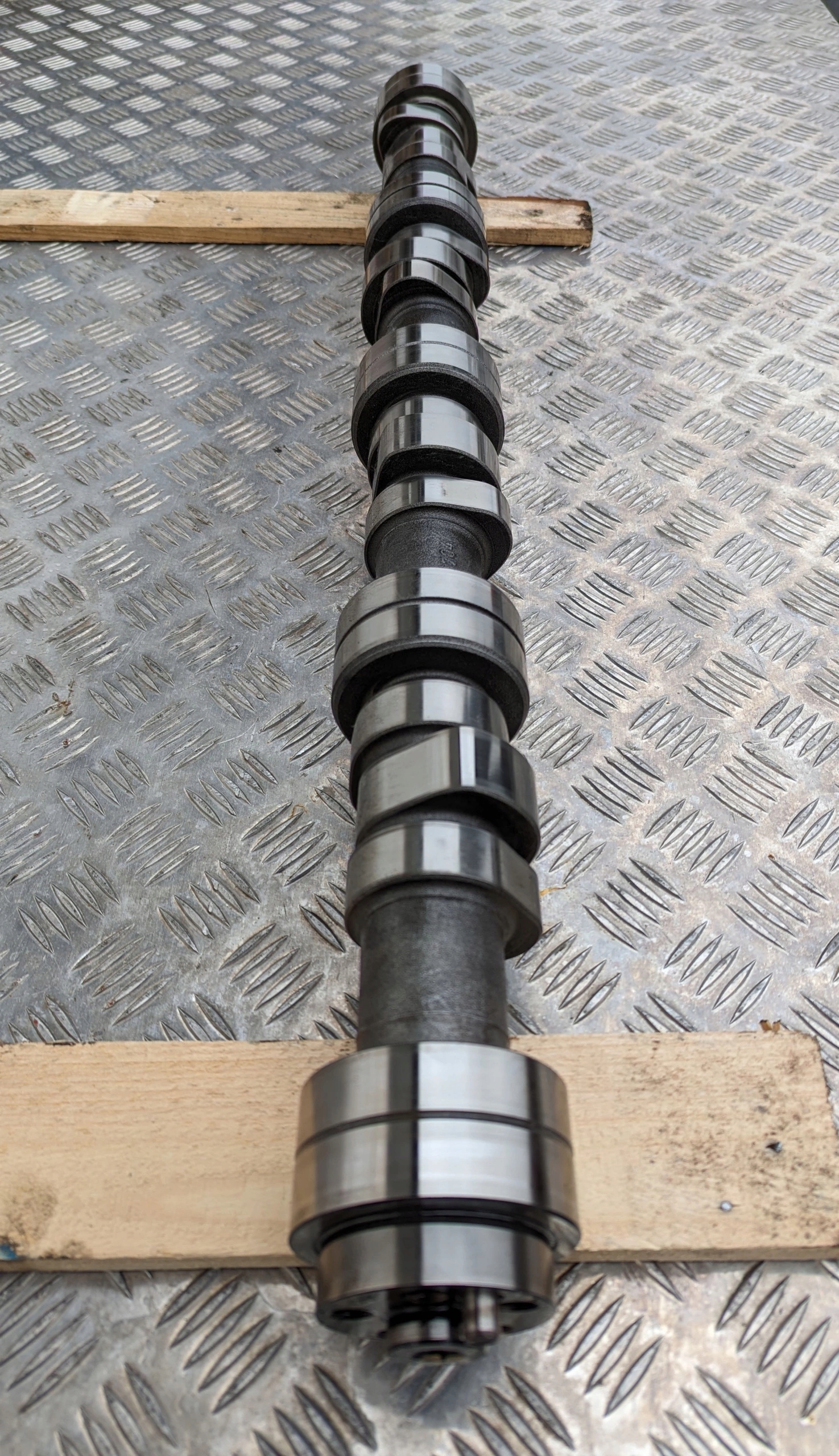 WAŁEK ROZRZĄDU SCANIA R500 PDE V8 EURO 5 LEWY - obrazek 3