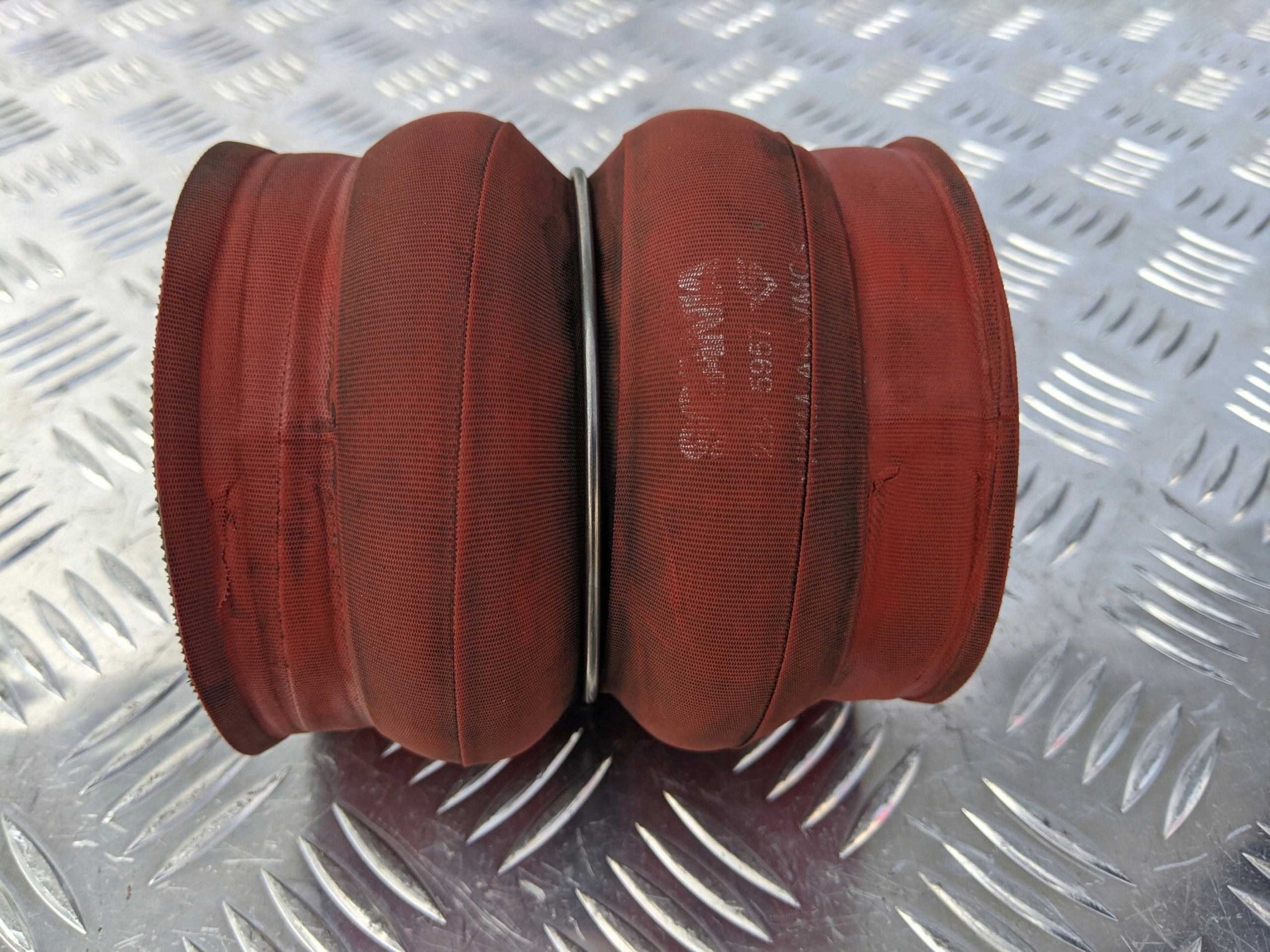 RURA GUMA ŁĄCZNIK INTERCOOLERA SCANIA NTG - obrazek 2