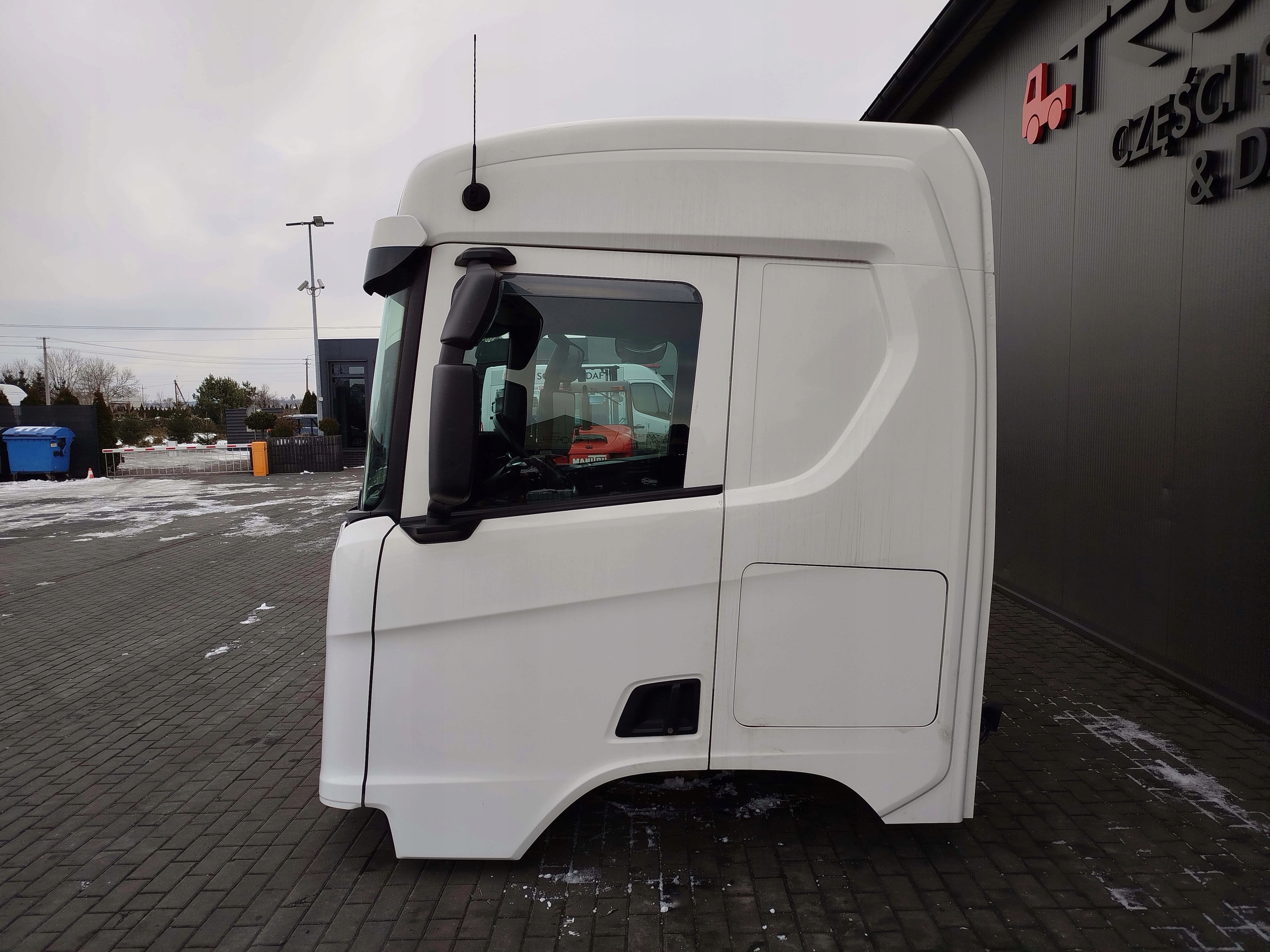 KABINA SCANIA R NTG NISKI DACH - obrazek 6