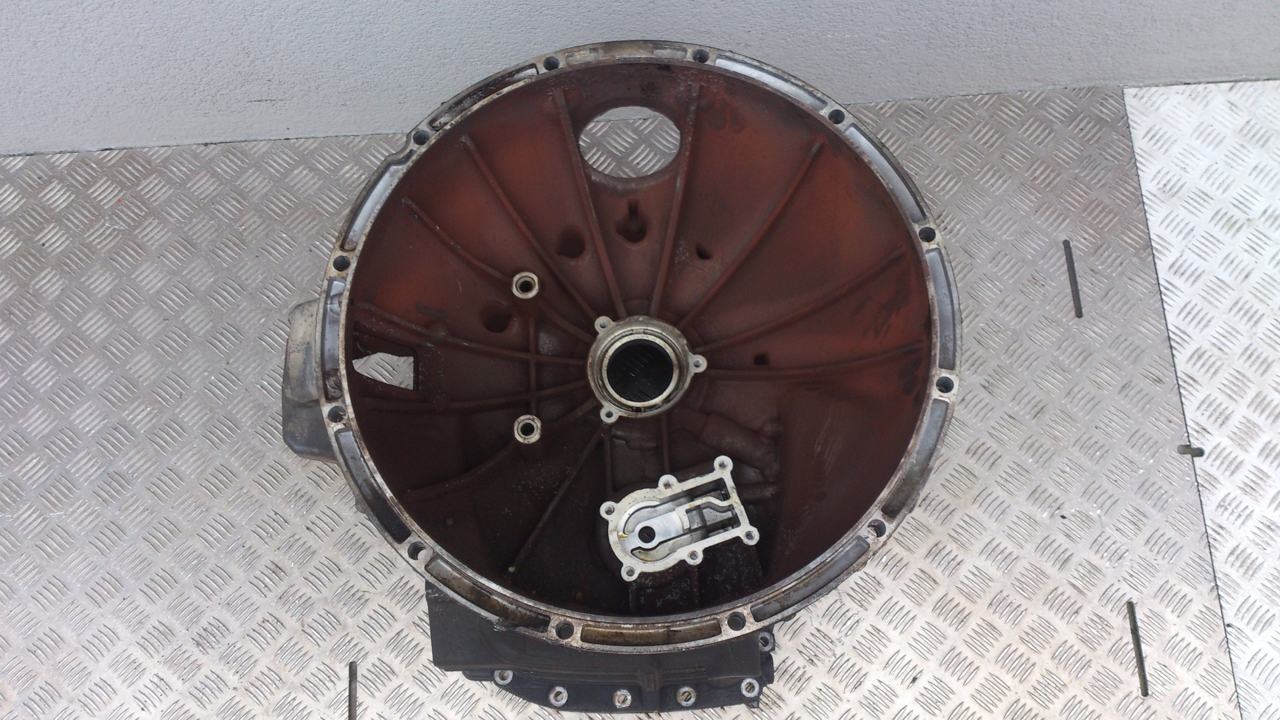 OBUDOWA SKRZYNI BIEGÓW PRZÓD SCANIA R GRS 905 - obrazek 8